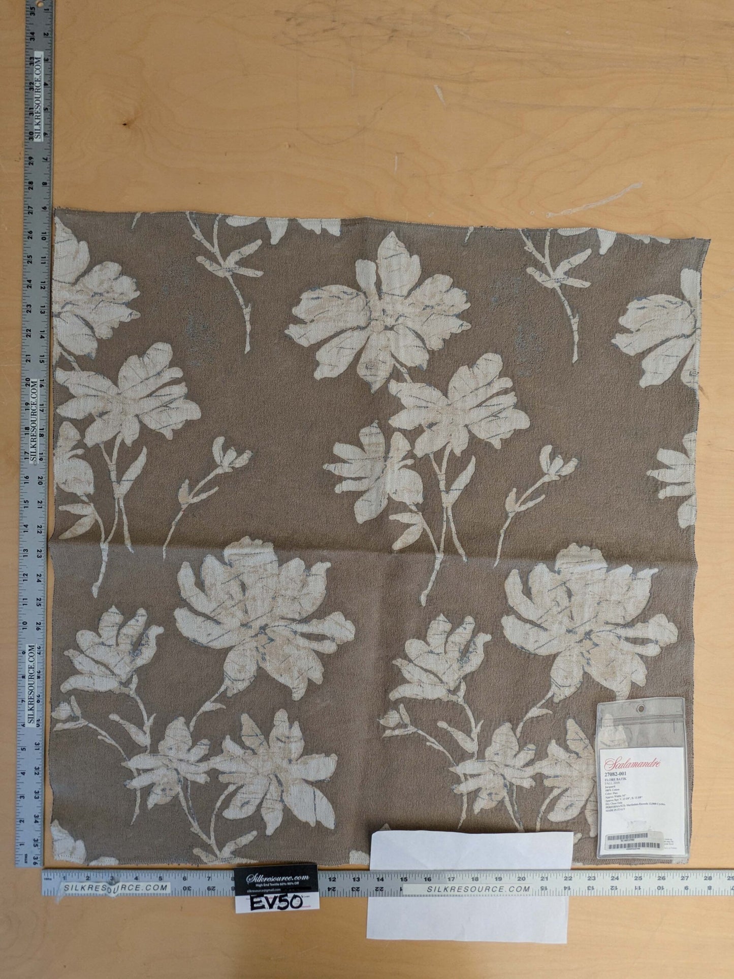6 EV50 25" x 26" Scalamandre Square Flore Batik Poly Flax Brown Cream Floral White Magnolia Cotton Damask MSRP 472/y