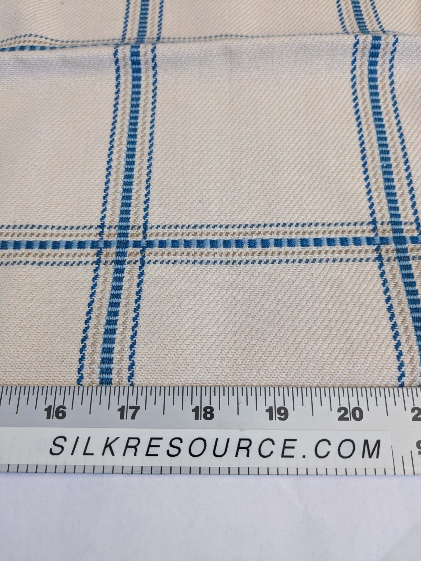 12 EV50 25" x 27" Scalamandre Square Fonthill Rhumba Blues White Heavy Wool Cotton Plaid MSRP USD 264/Y