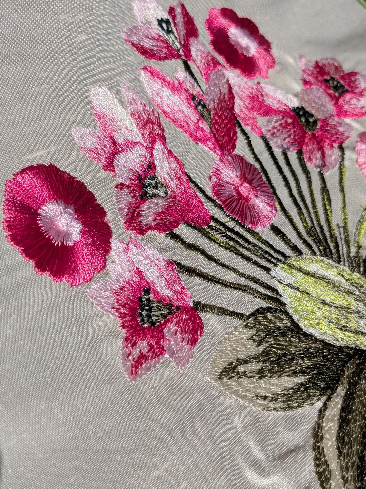 15 EV50 35" x 27" Scalamandre Square Silk Flower Market Petals Floral Print Embroidery Pink Red Purple Green MSRP USD 512/y