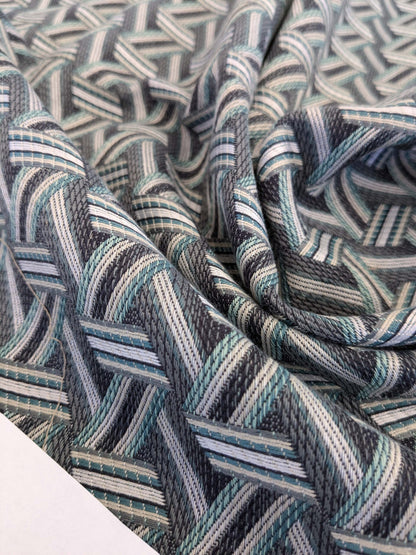 32 EV50 26" x 27" Scalamandre Lelievre Paris Tribu Lichen Large Jacquard Black Gray Polyester Geometric Graphic MSRP USD576/y