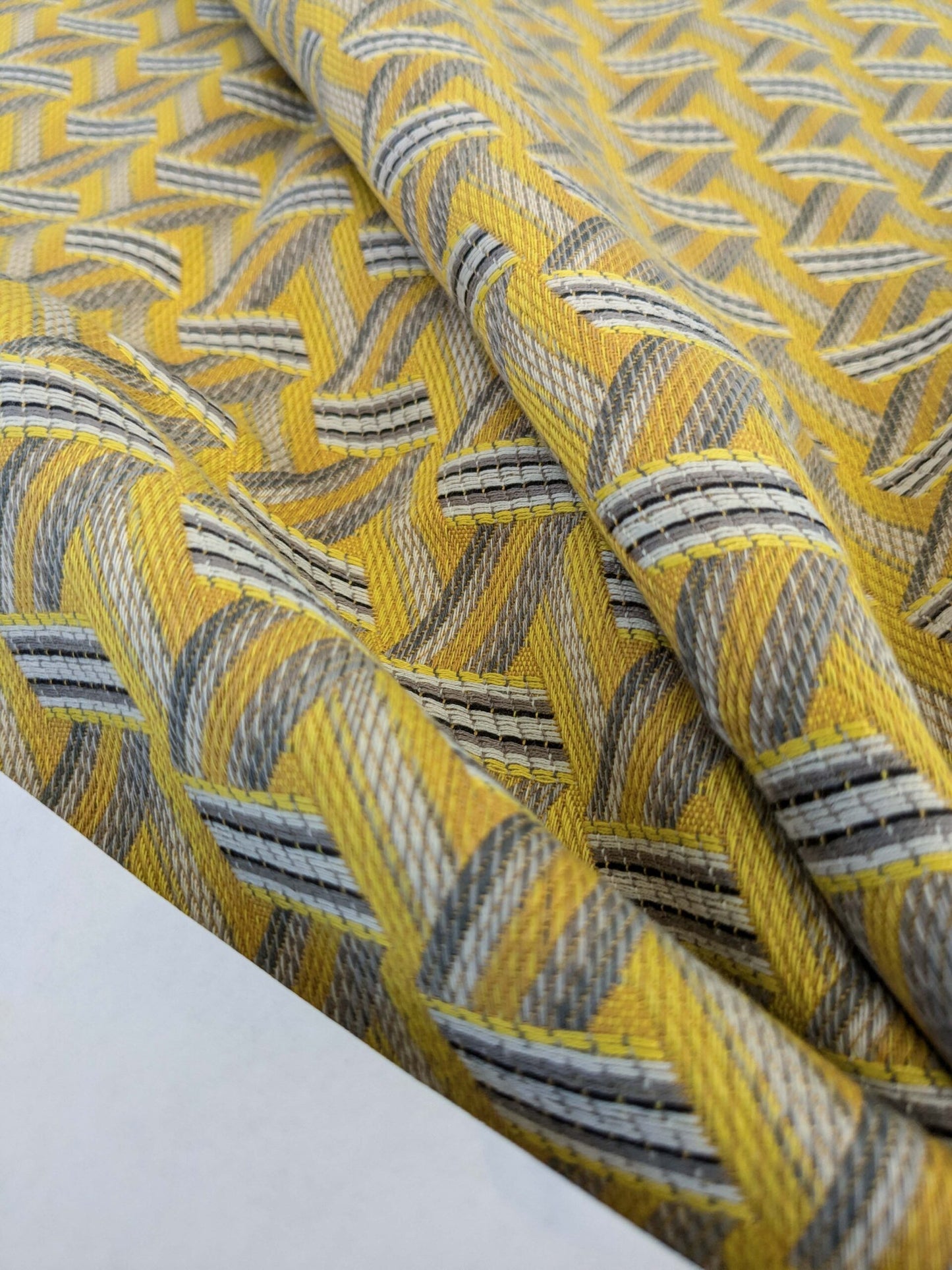 33 EV50 25" x 26" Scalamandre Lelievre Paris Tribu Citron Large Jacquard Yellow Polyester Geometric Graphic MSRP USD576/y