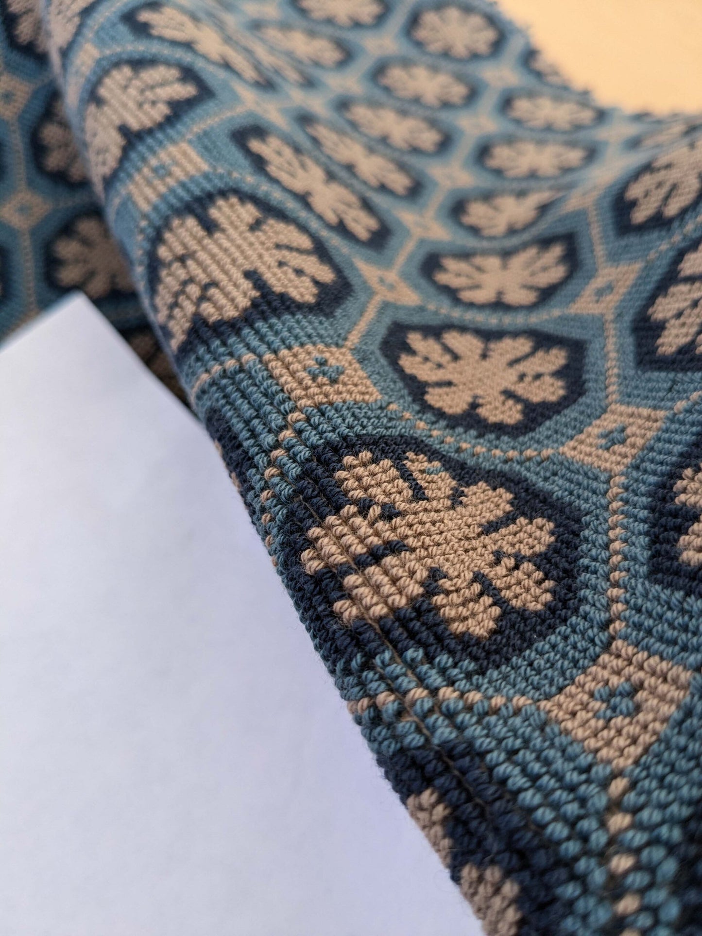 34 EV50 18" x 24" Scalamandre Colony Xi’an Blue Souffle Chinoiserie Diamond Ogee Geometric MSRP USD 598/y