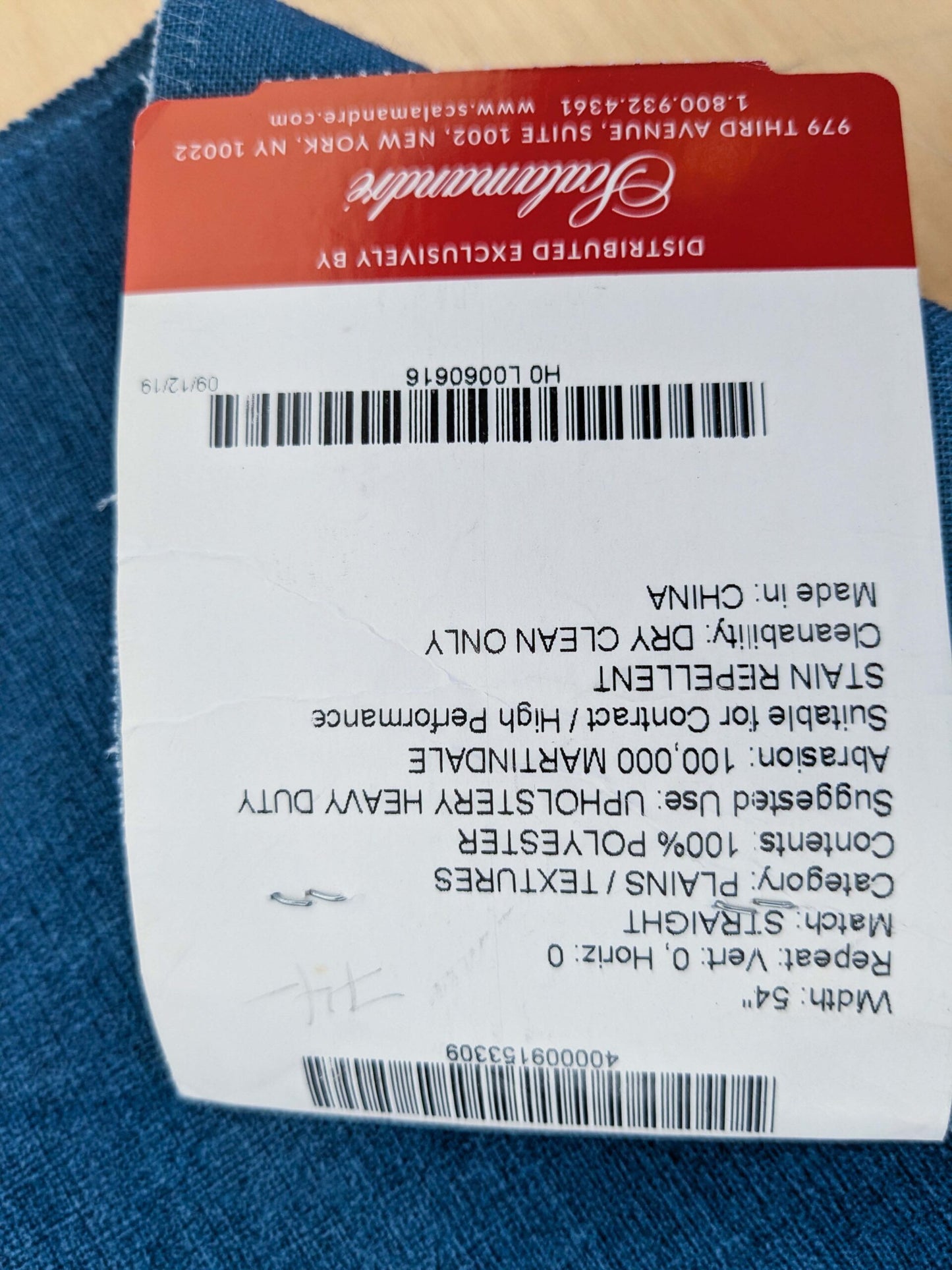 36 EV50 25" x 27" Scalamandre Lelievre Paris Smart Marin Velvet Solid Blue Polyester