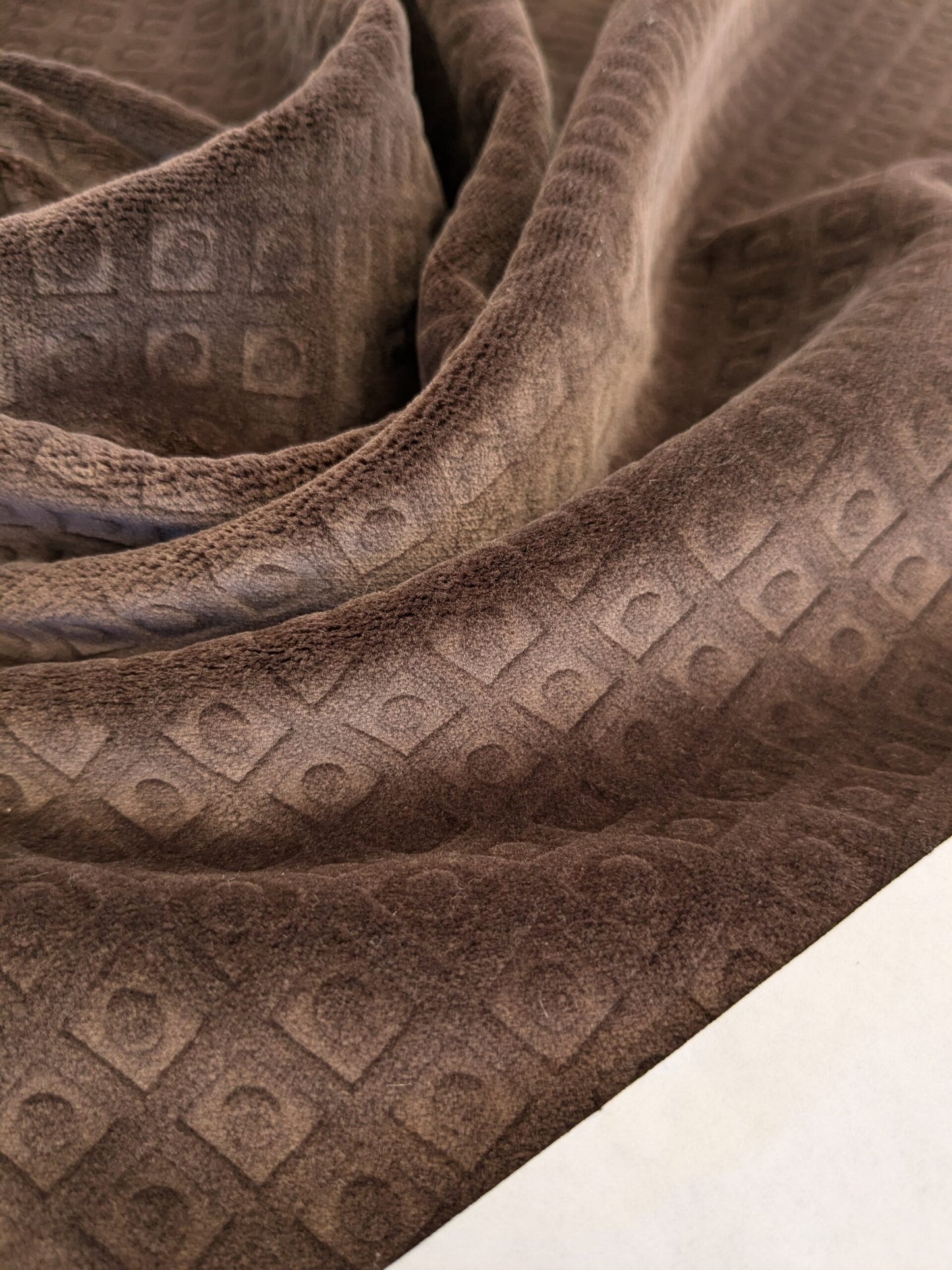 43 EV50 26" x 27" Scalamandre Colony Roma Argo Trellis Cacao Deep Brown Velvet Small Scale