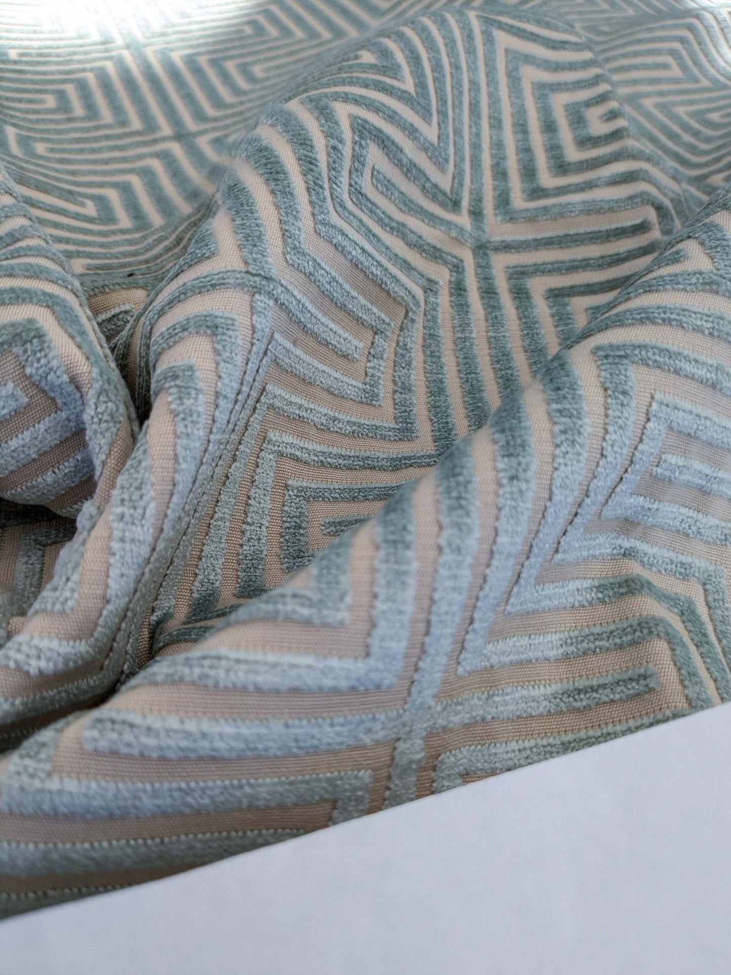 46 EV50 26" x 26" Scalamandre  Old World Weavers Nexus Aqua Cut Velvet Blue Beige Viscose Geometric