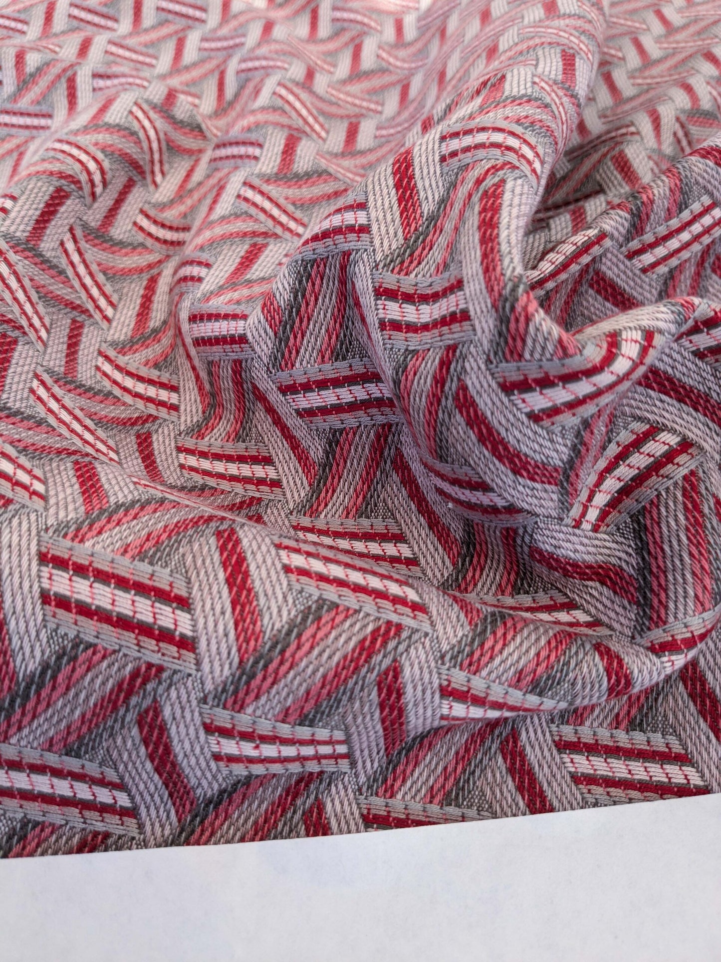 50 EV50 25" x 28" Scalamandre Lelievre Paris Tribu Sorbet Large Jacquard Light Red Polyester Geometric Graphic MSRP USD576/y