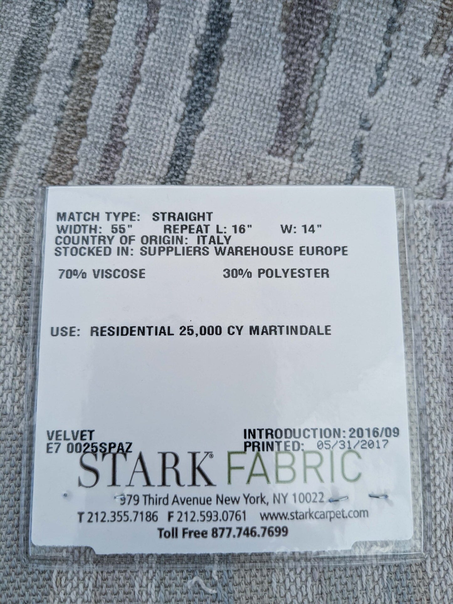 53 EV50 26" x 27" Scalamandre Old World Weavers Spazio Stone Gray Velvet Abstract Gray