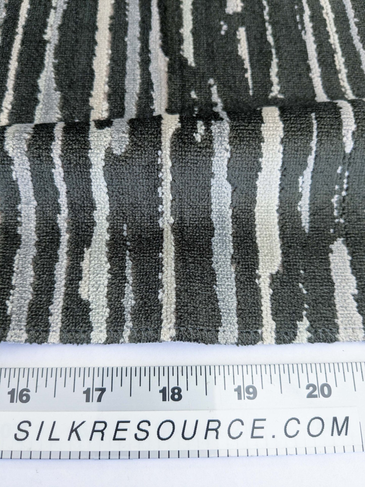 54 EV50 26" x 27" Scalamandre Old World Weavers Spazio Forest Black White Velvet Abstract