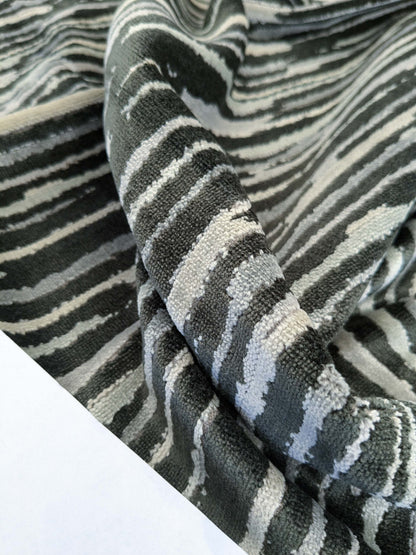 54 EV50 26" x 27" Scalamandre Old World Weavers Spazio Forest Black White Velvet Abstract