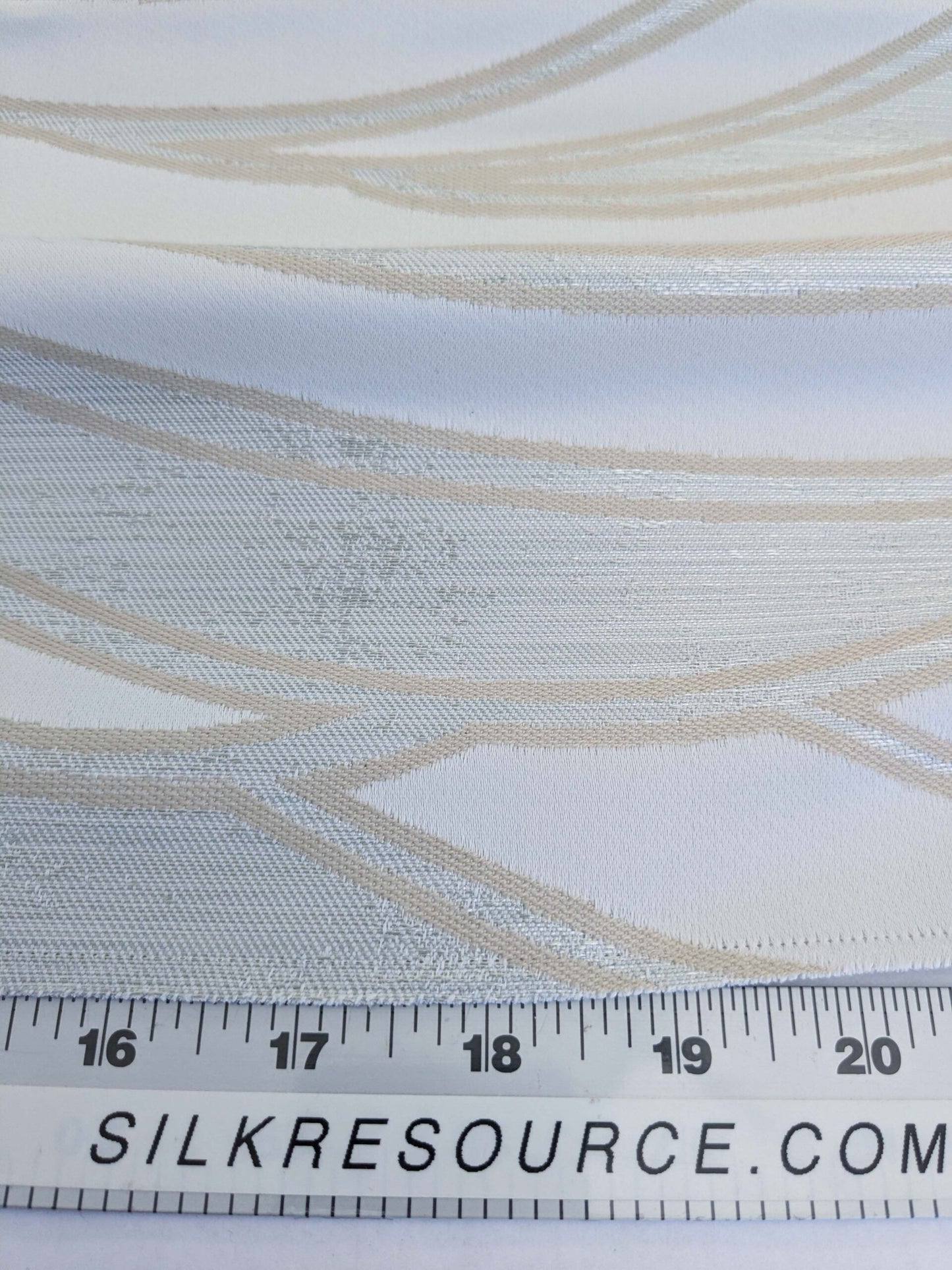 59 EV50 25" x 24" Scalamandre Lelievre Paris Duomo M1 Nacre White Jacquard Abstract Polyester MSRP USD554/y