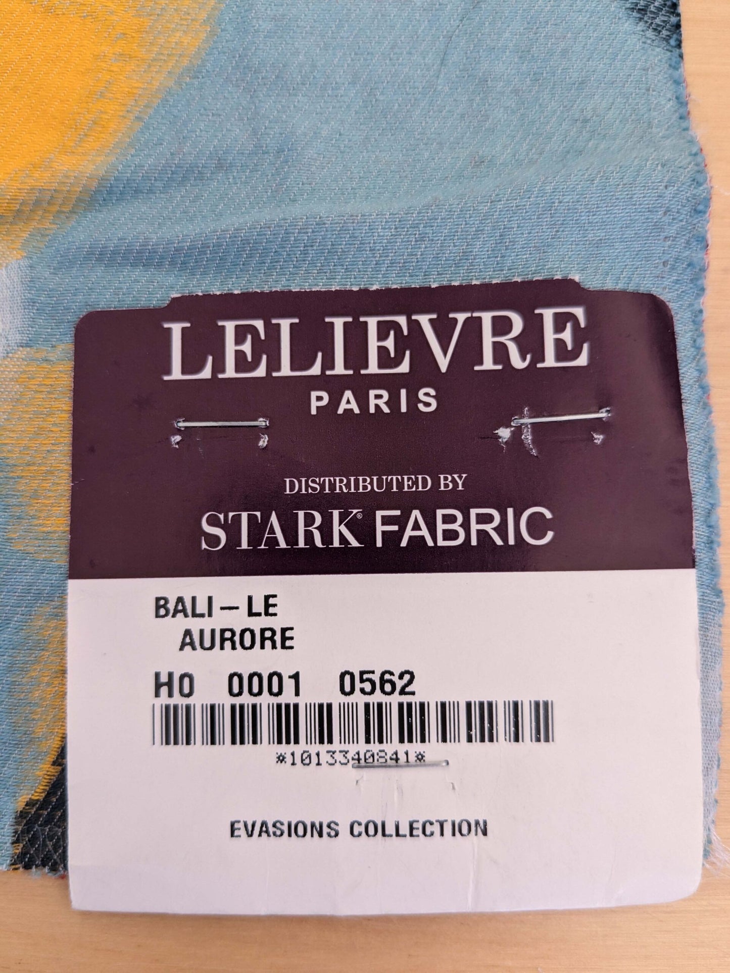 61 EV50 36" x 24" Scalamandre Lelievre Paris Bali-Le Aurore Floral White Yellow Blue Reversible