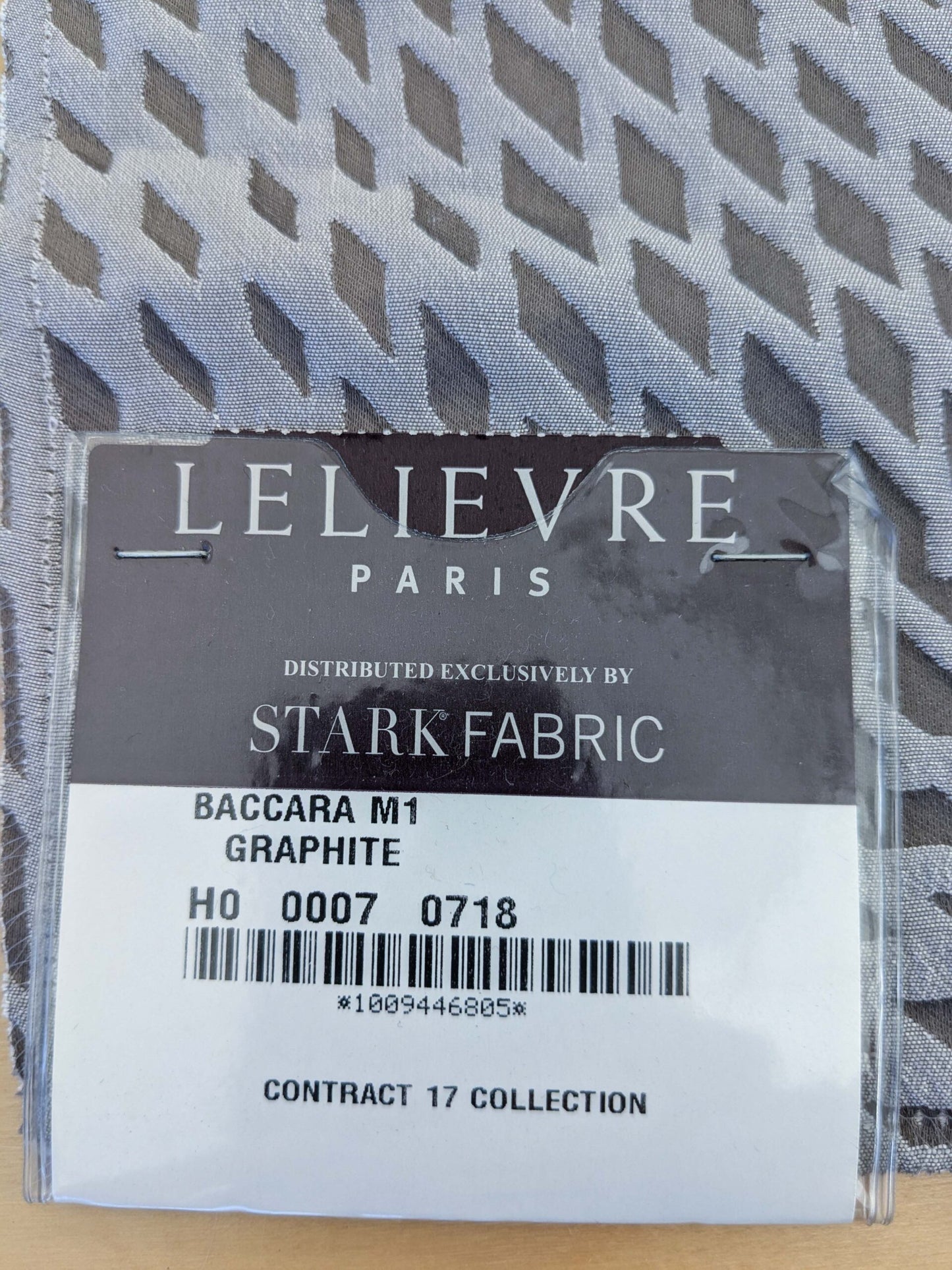 63 EV50 24" x 27" Scalamandre Lelievre Paris Baccara M1 Graphite Polyester Gray Diamond Small Scale