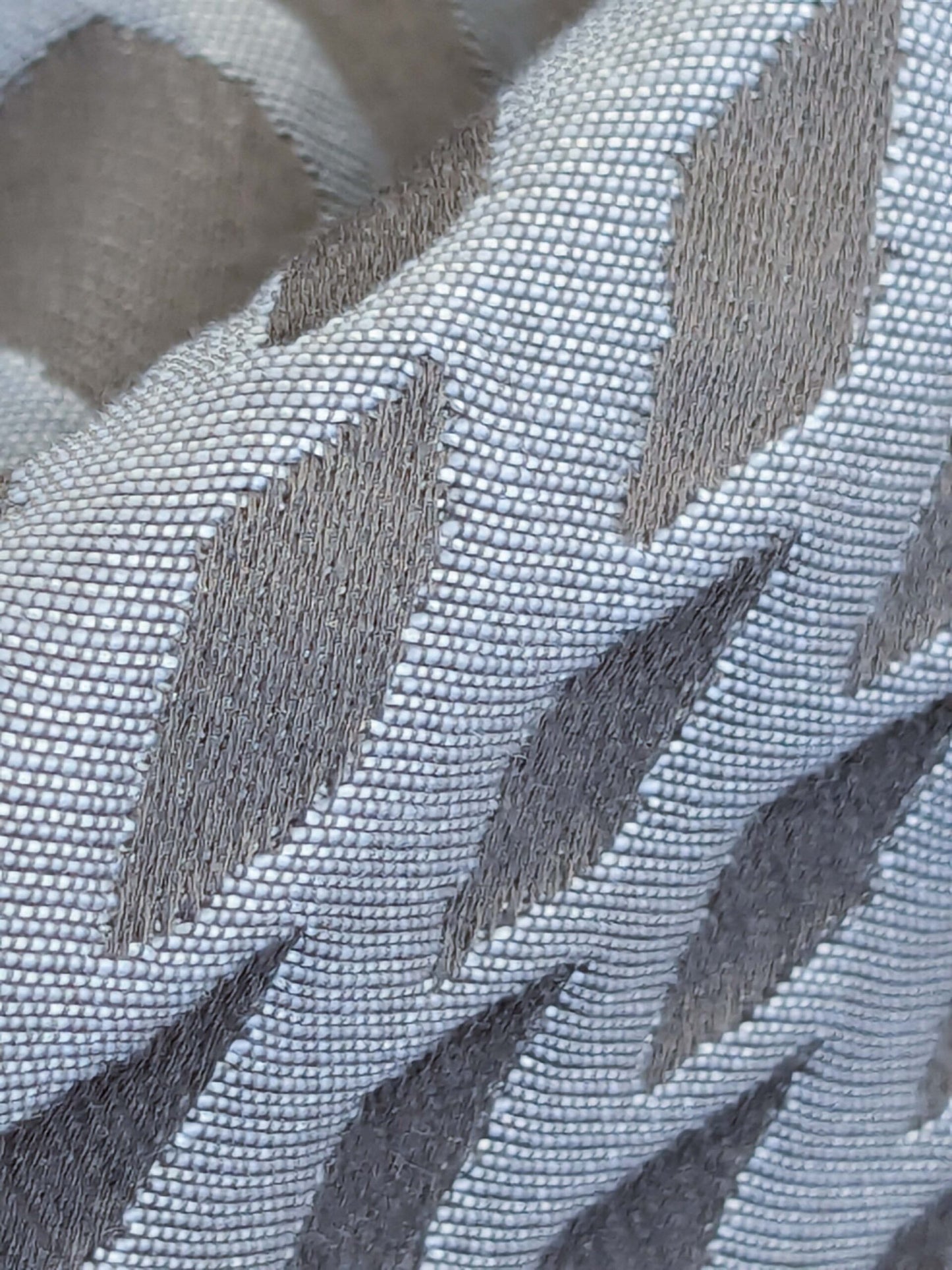 63 EV50 24" x 27" Scalamandre Lelievre Paris Baccara M1 Graphite Polyester Gray Diamond Small Scale