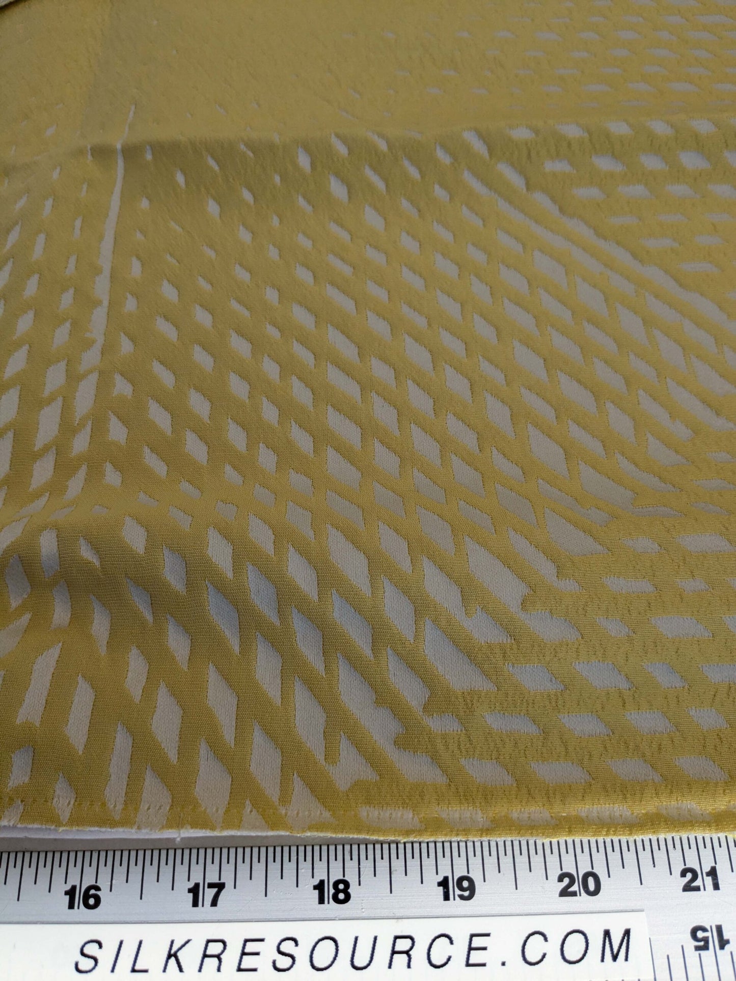 64 EV50 24" x 27" Scalamandre Lelievre Paris Baccara M1 Citrine Polyester Yellow Diamond Small Scale