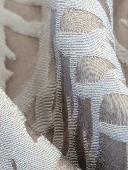 65 EV50 24" x 27" Scalamandre Lelievre Paris Baccara M1 Ciment Polyester Gray Diamond Small Scale