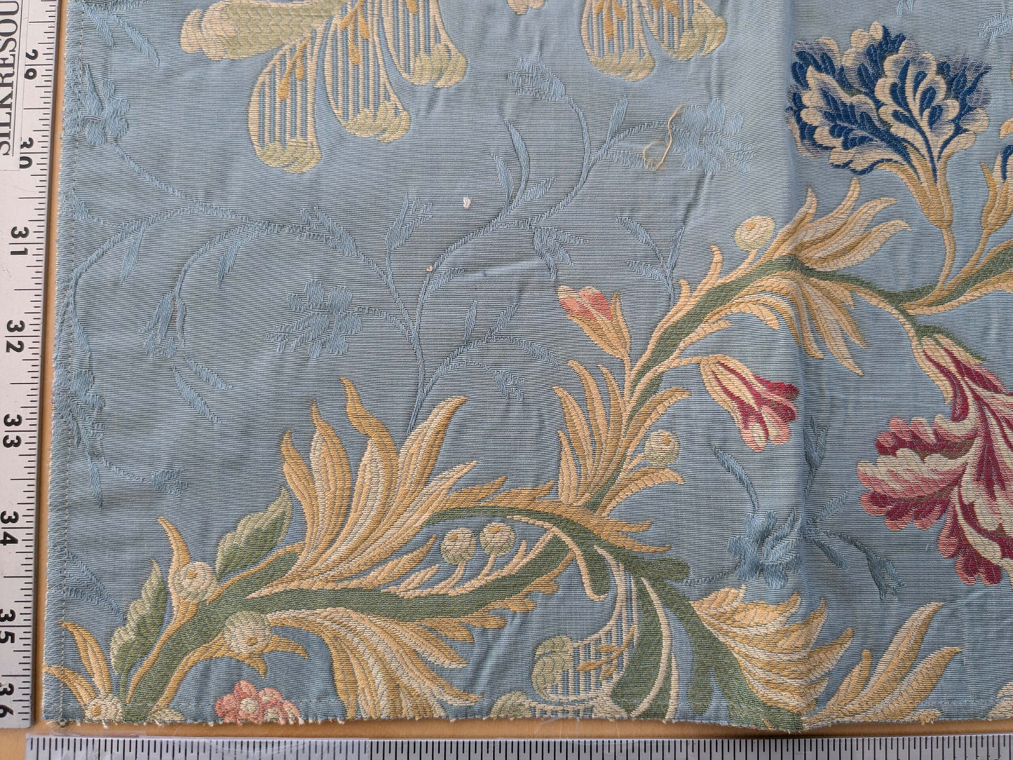 69 EV50 27" x 26" Scalamandre Old World Weavers Viviana Powder Blue Viscose Floral Botanical MSRP USD 328/Y
