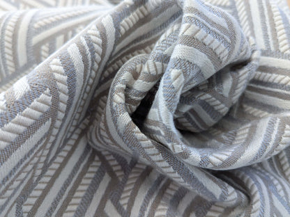 70 EV50 23" x 26"Scalamandre Lelievre Paris Vacoa Brume Gray White Diamond Ogee Viscose MSRP USD354/y