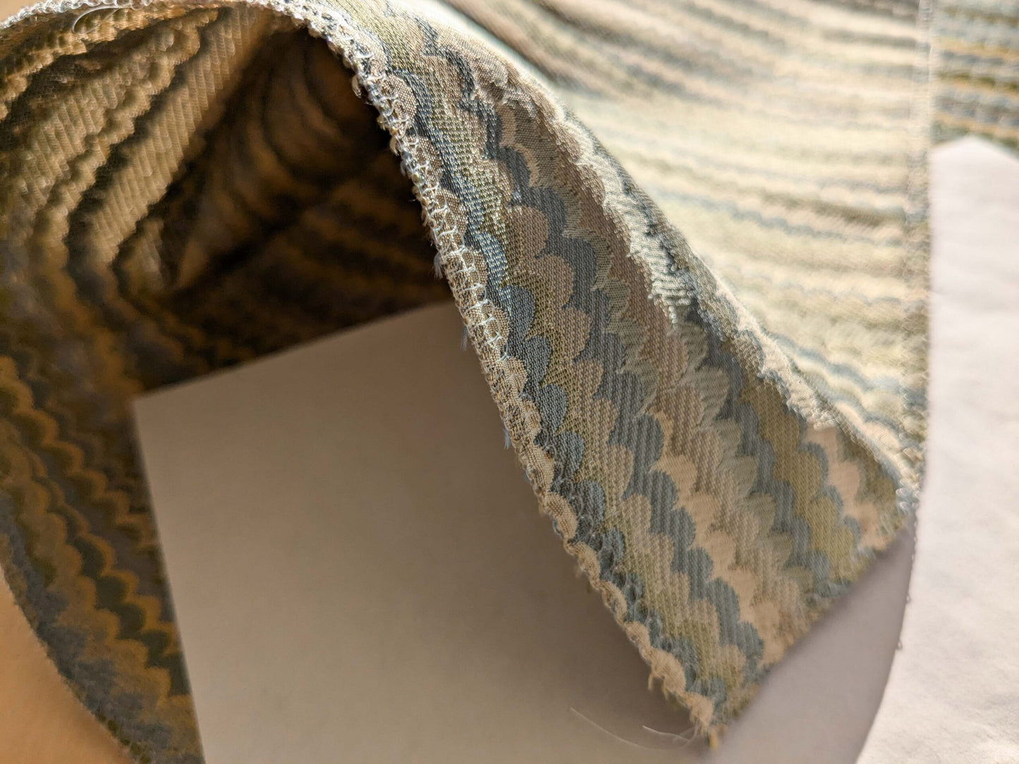 77 EV50 27" x 26" Scalamandre End Paper Caribbean Glamorous Marbled Paper MSRP USD 378/y