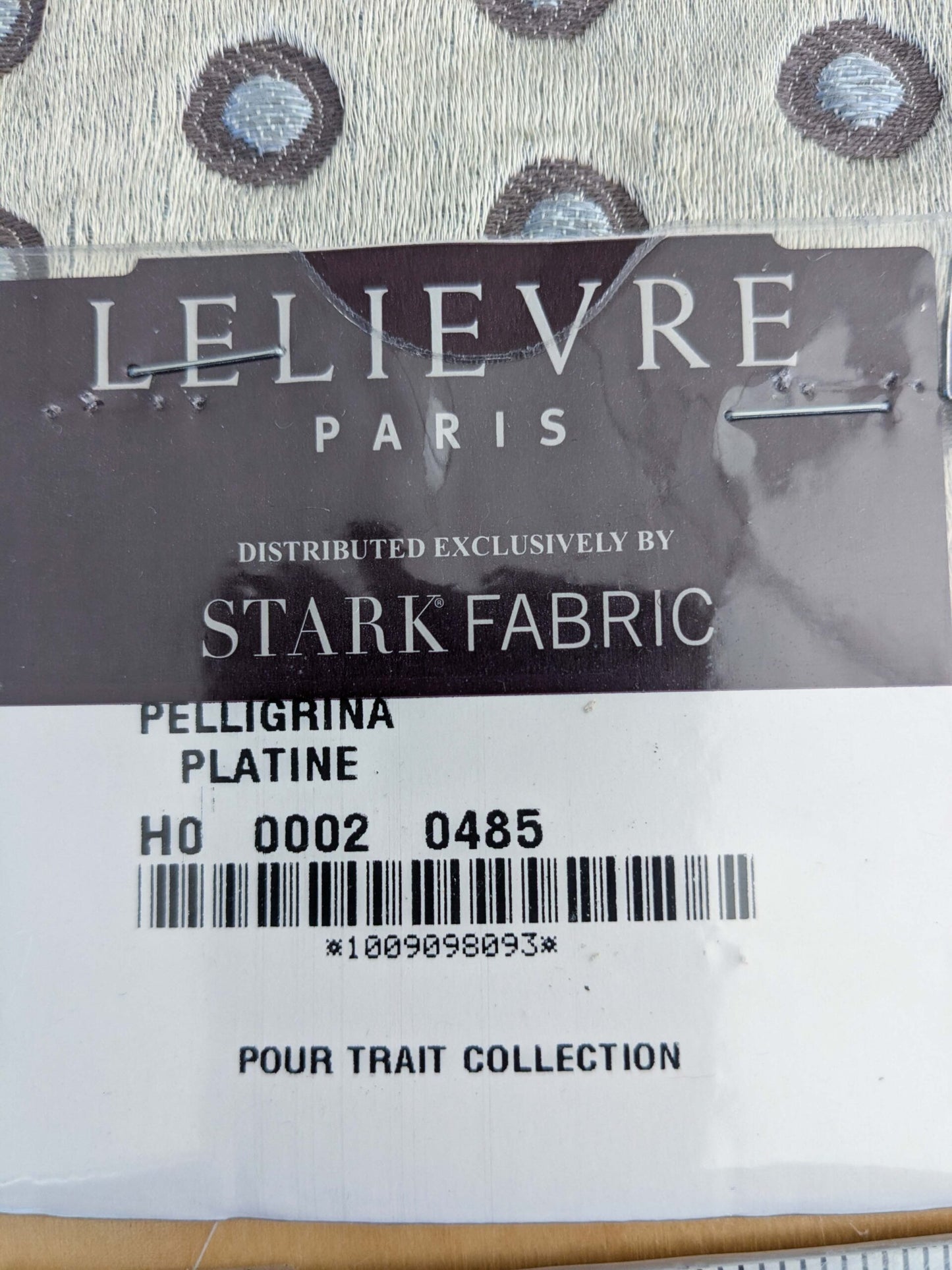 84 EV50 24" x 26" Square Scalamandre Lelievre Paris Pelligrina Platine Light Gray Dot Circle Small Scale MSRP USD 300+/y
