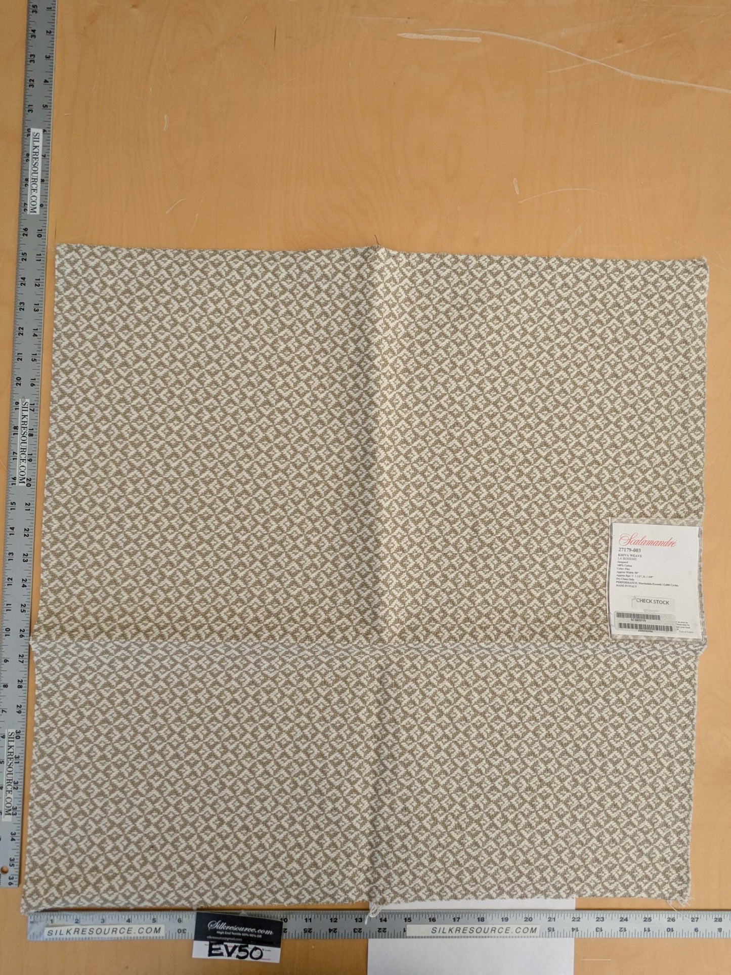 92 EV50 25" x 27" Square Scalamandre Khiva Weave Flax Cotton Small Scale Beige White MSRP USD 180/y