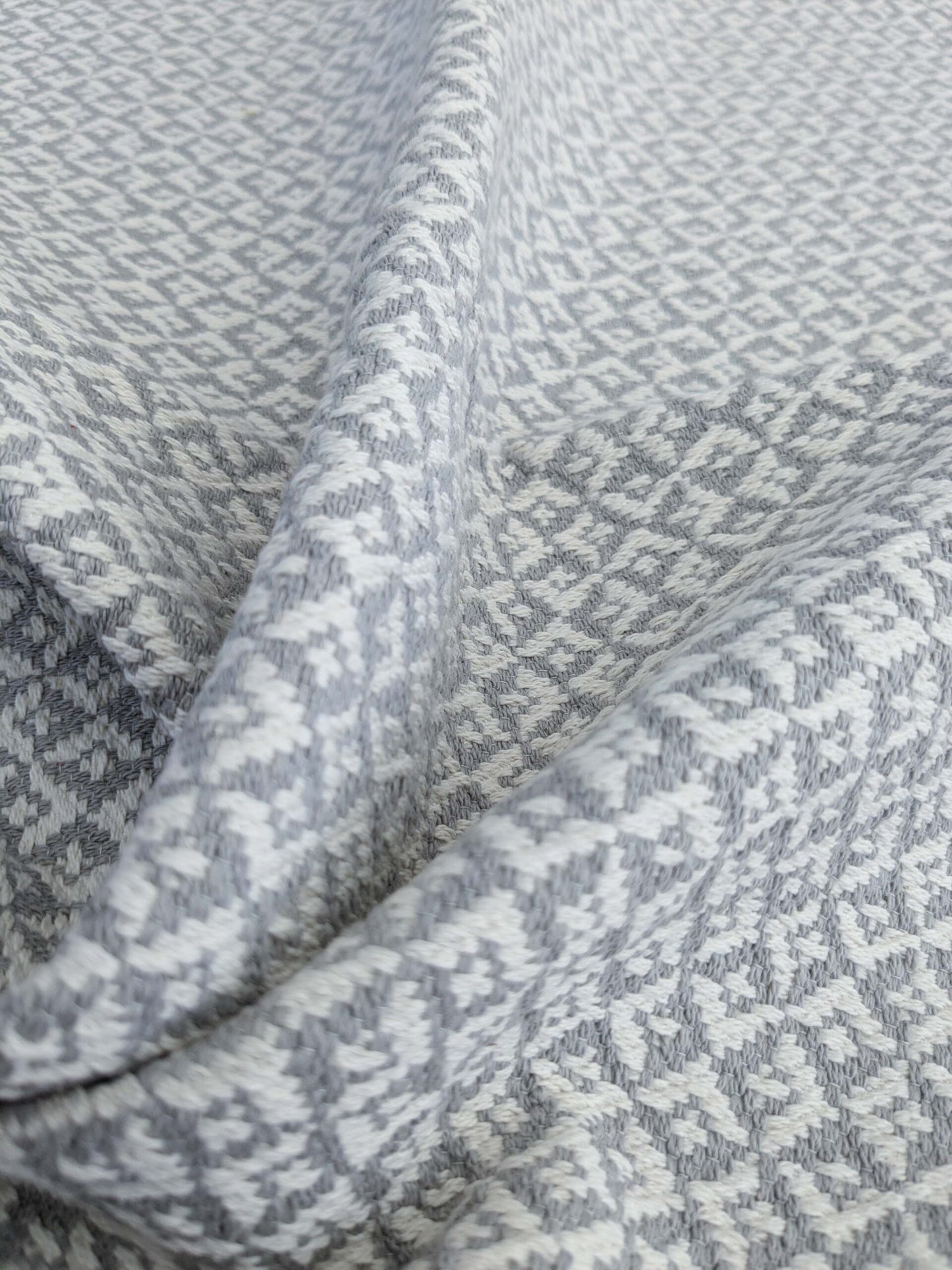 94 EV50 25" x 27" Square Scalamandre Khiva Weave Pearl Grey White Cotton Small Scale  White MSRP USD 180/y