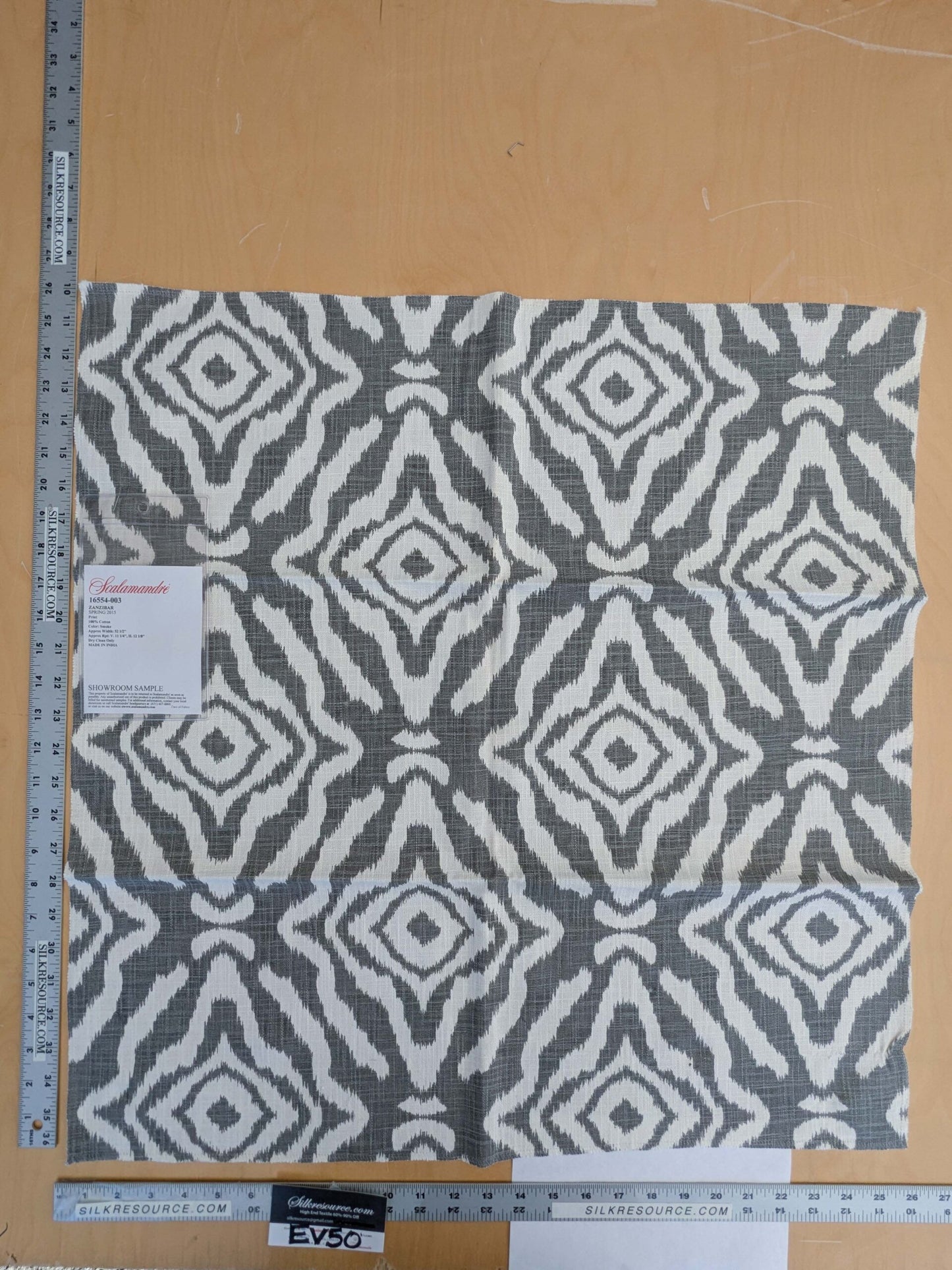 97 EV50 26" x 26" Square Scalamandre Zanzibar Ikat Smoke Grey Cotton Heavy MSRP USD 254.80/y