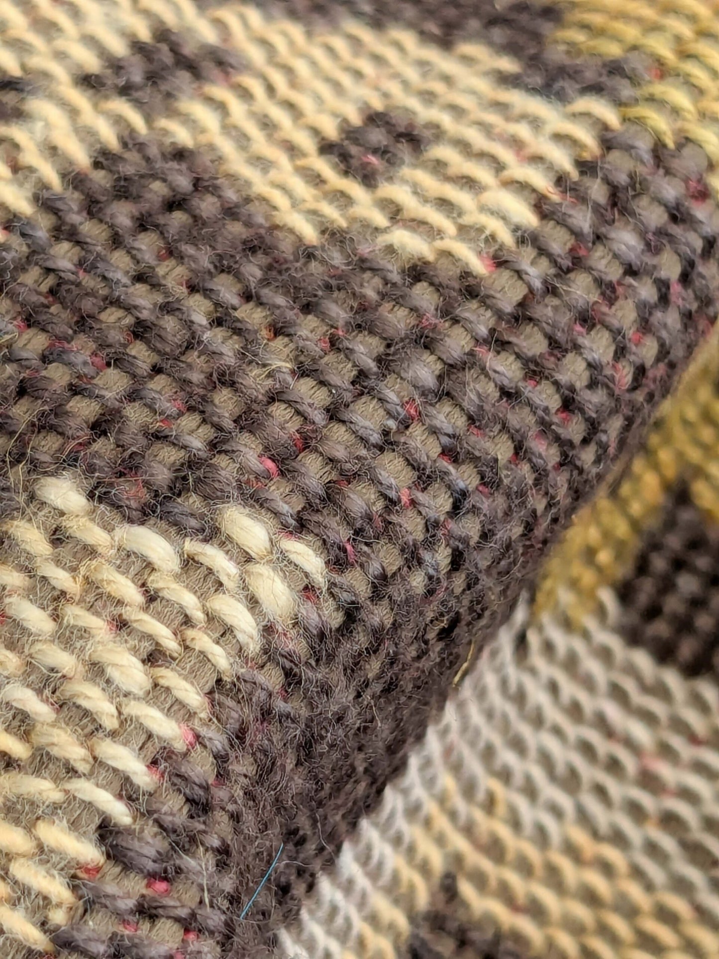 100 EV50 27" x 27" Square Scalamandre Moldavia Pomegranate Brown Linen Cotton Tapestry MSRP USD 684/yard