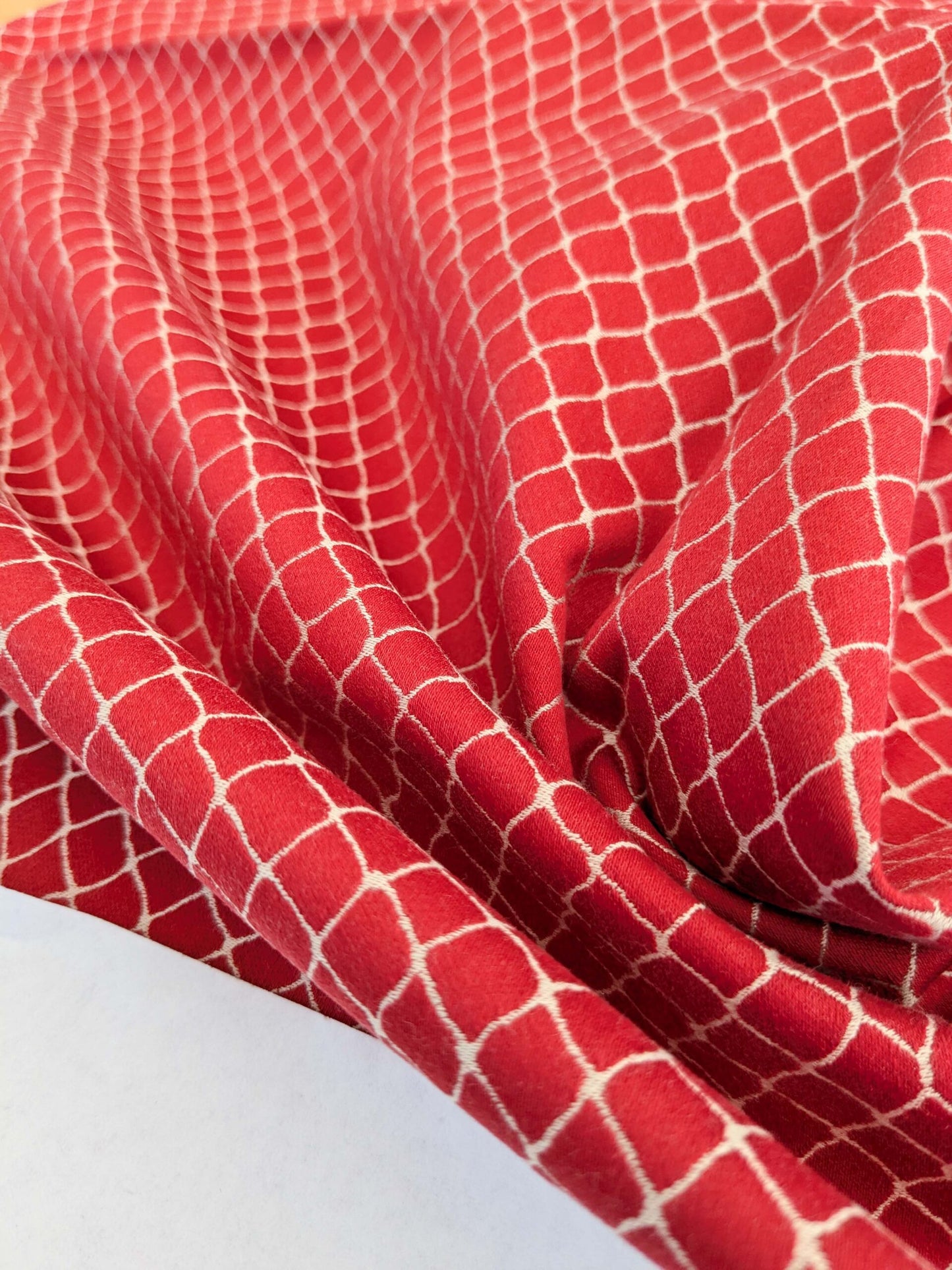 105 EV50 25" x 26" Square Jean Paul Gaultier Cabaret Rouge Red White Reversible Small Jacquard Diamond Cotton MSRP USD300+/y