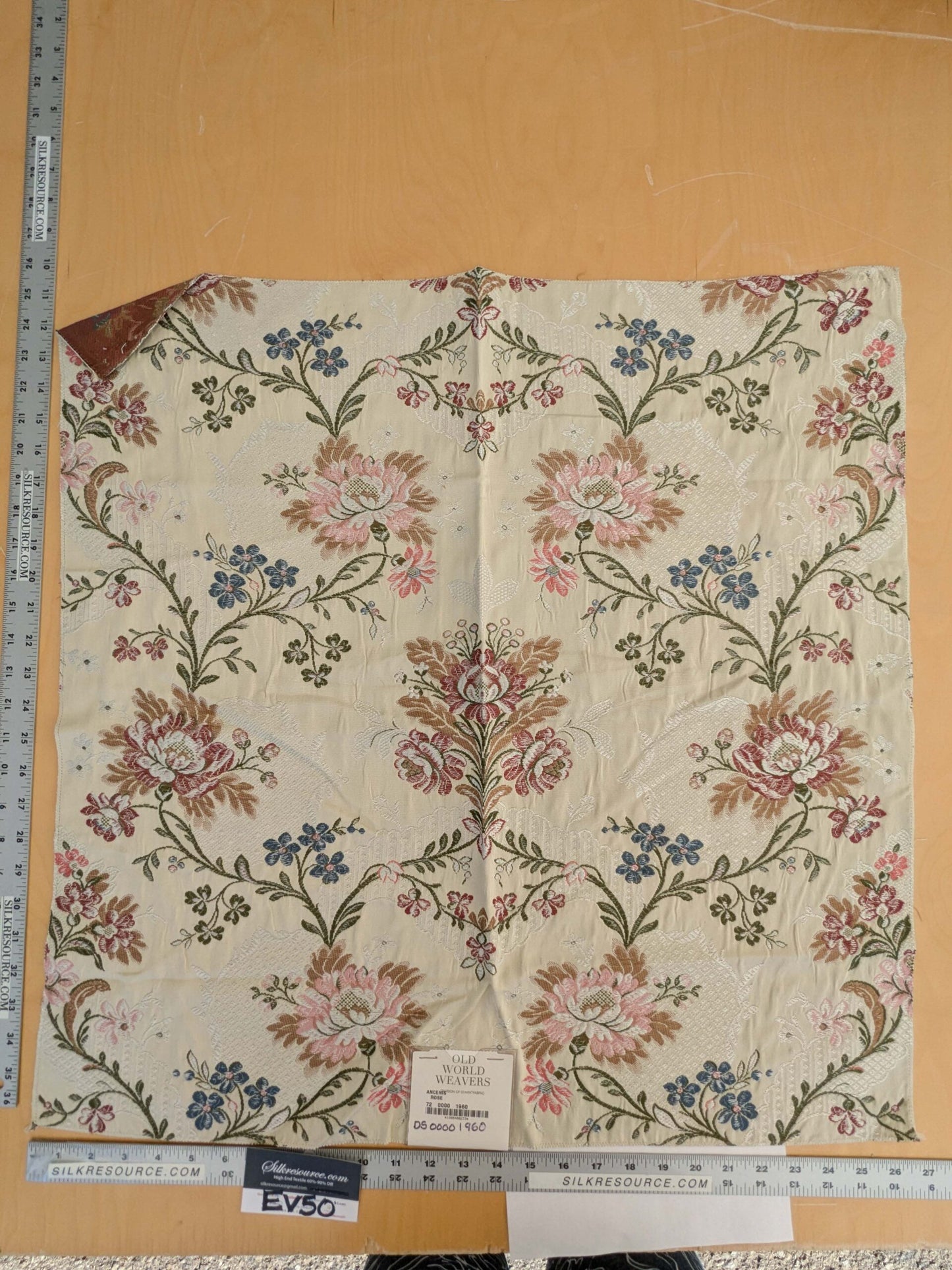 118 EV50 25" x 26" Square Scalamandre Old World Weavers Ancenis Rose Floral Botanical Beige Viscose