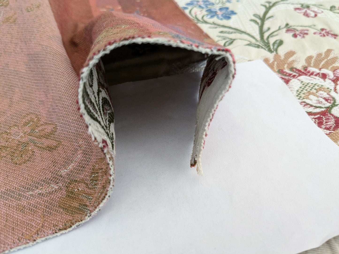 118 EV50 25" x 26" Square Scalamandre Old World Weavers Ancenis Rose Floral Botanical Beige Viscose