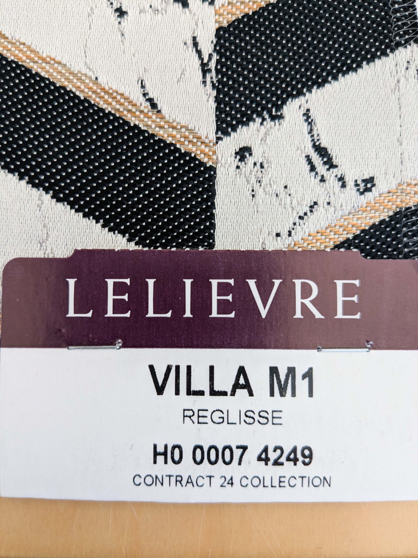 120 EV50 25" x 26" Square  Scalamandre Lelievre Paris Villa M1 Reglisse Black White Chevron Geometric MSRP USD566/y