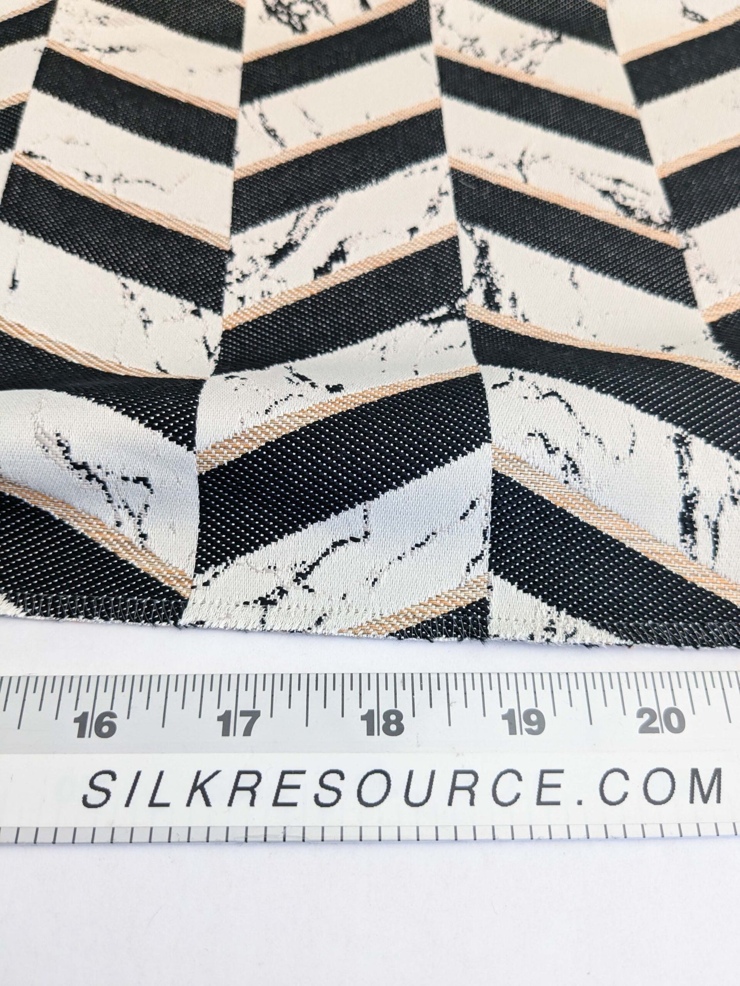 120 EV50 25" x 26" Square  Scalamandre Lelievre Paris Villa M1 Reglisse Black White Chevron Geometric MSRP USD566/y