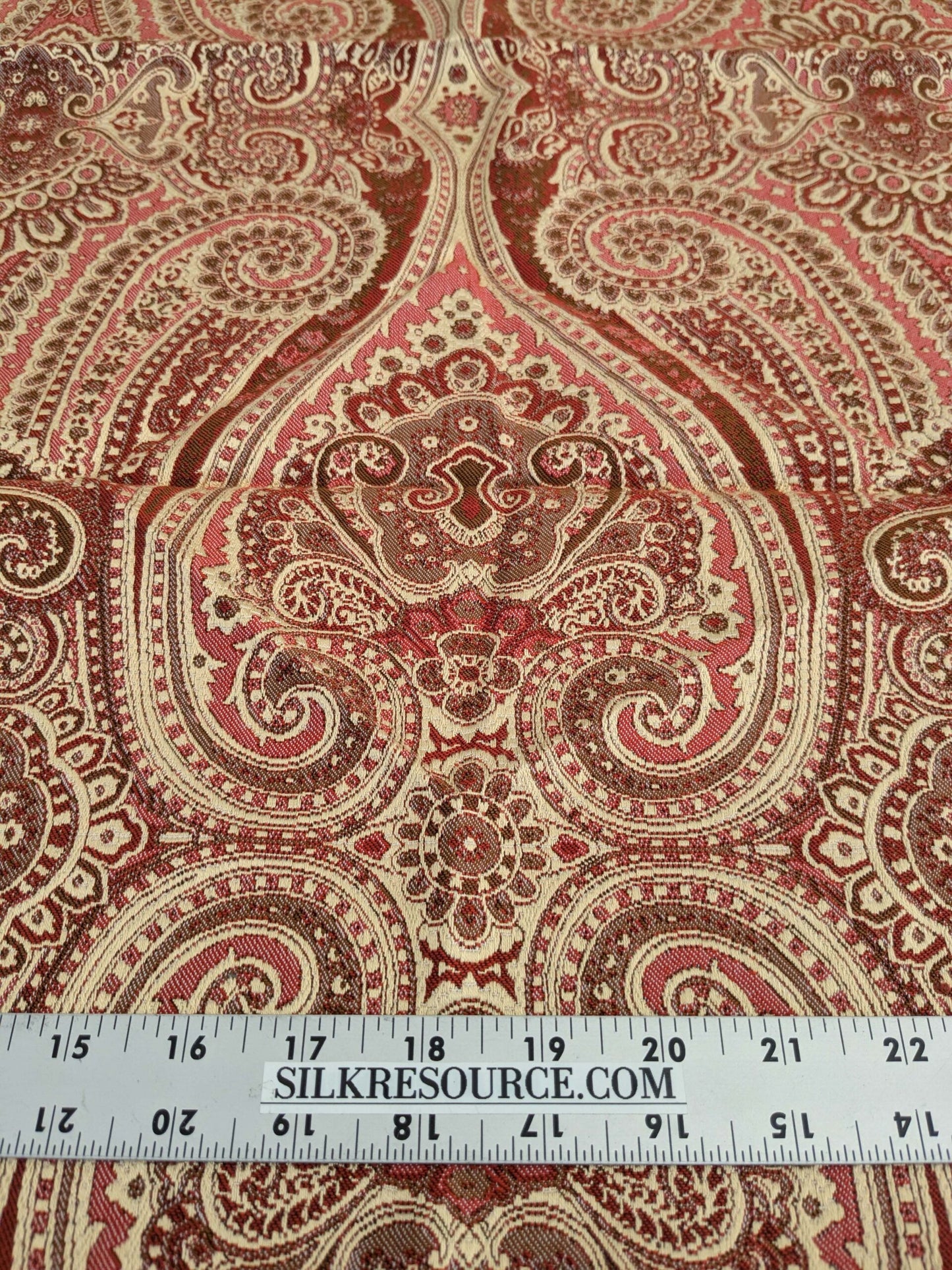 121 EV50 25" x 27" Square Scalamandre Lelievre Paris Paisley Jacquard Boheme Red Viscose MSRP USD484/y