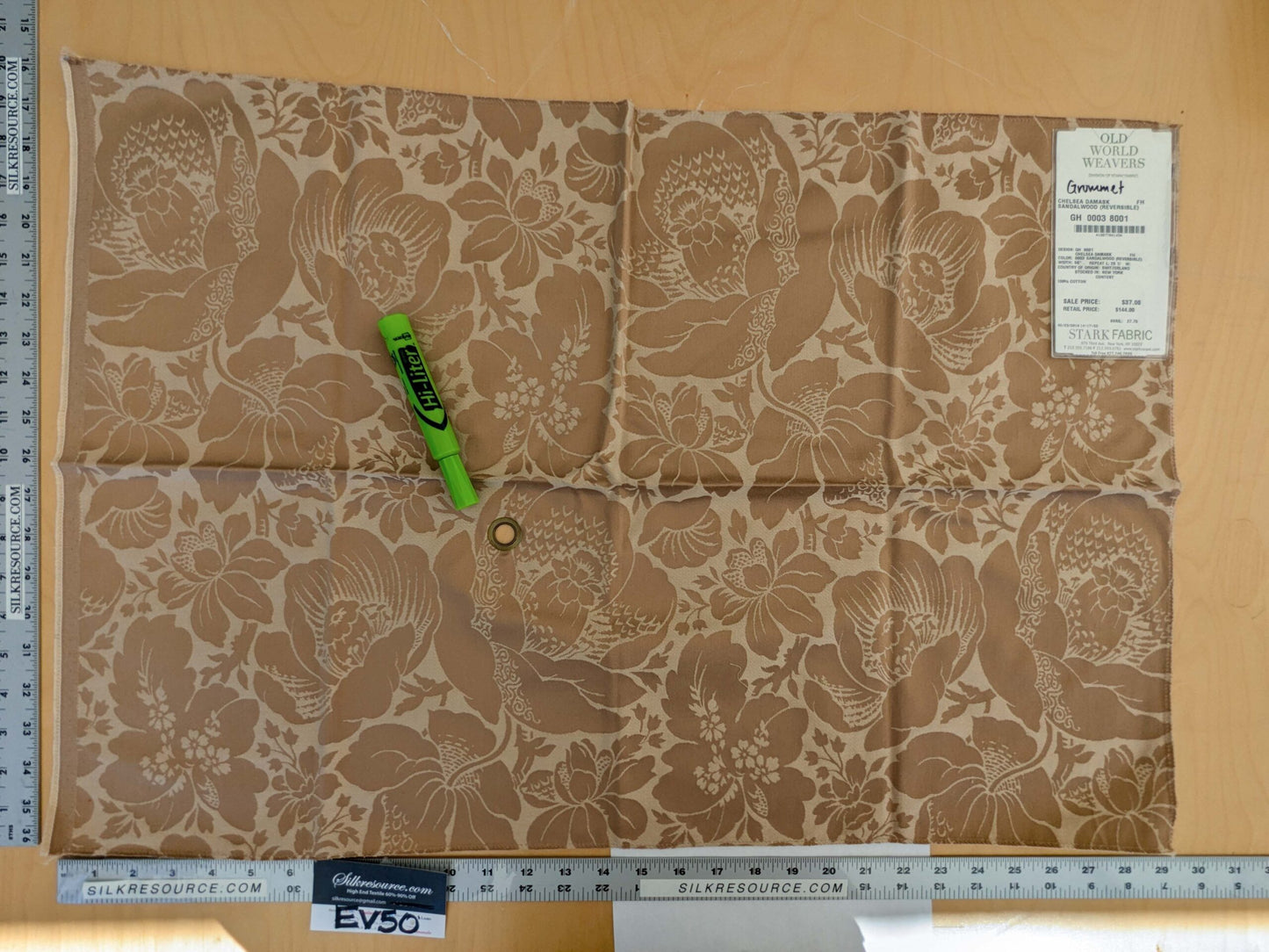 124 EV50 20" x 29" Square Scalamandre Old World Weavers Chelsea Damask Sandalwood (Reversible) Brown