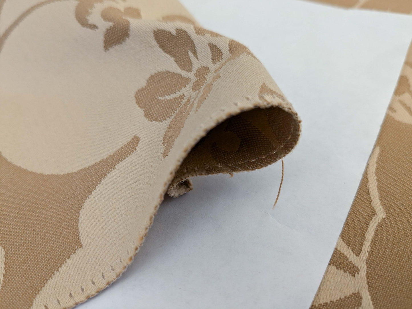 125 EV50 20" x 29" Square Scalamandre Kensington Damask Tobacco Cream Brown Floral Piece A