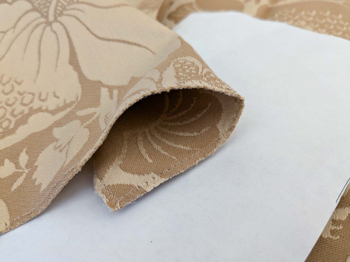 127 EV50 20" x 29" Square Scalamandre Kensington Damask Tobacco Cream Brown Floral Piece C