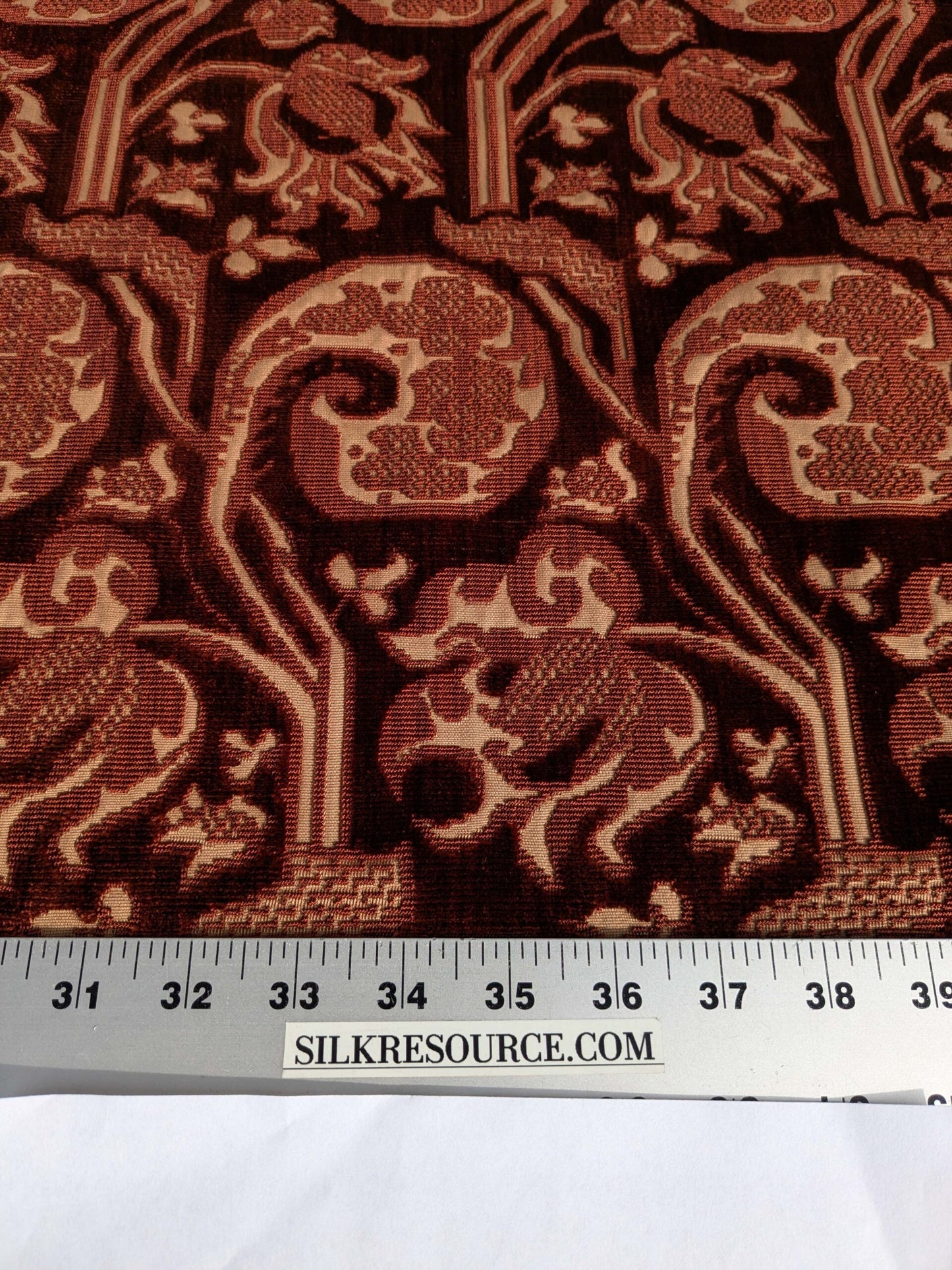 Magnifique Jardin Garden Scroll Cut Silk Velvet Ruby Red MSRP USD 1000+