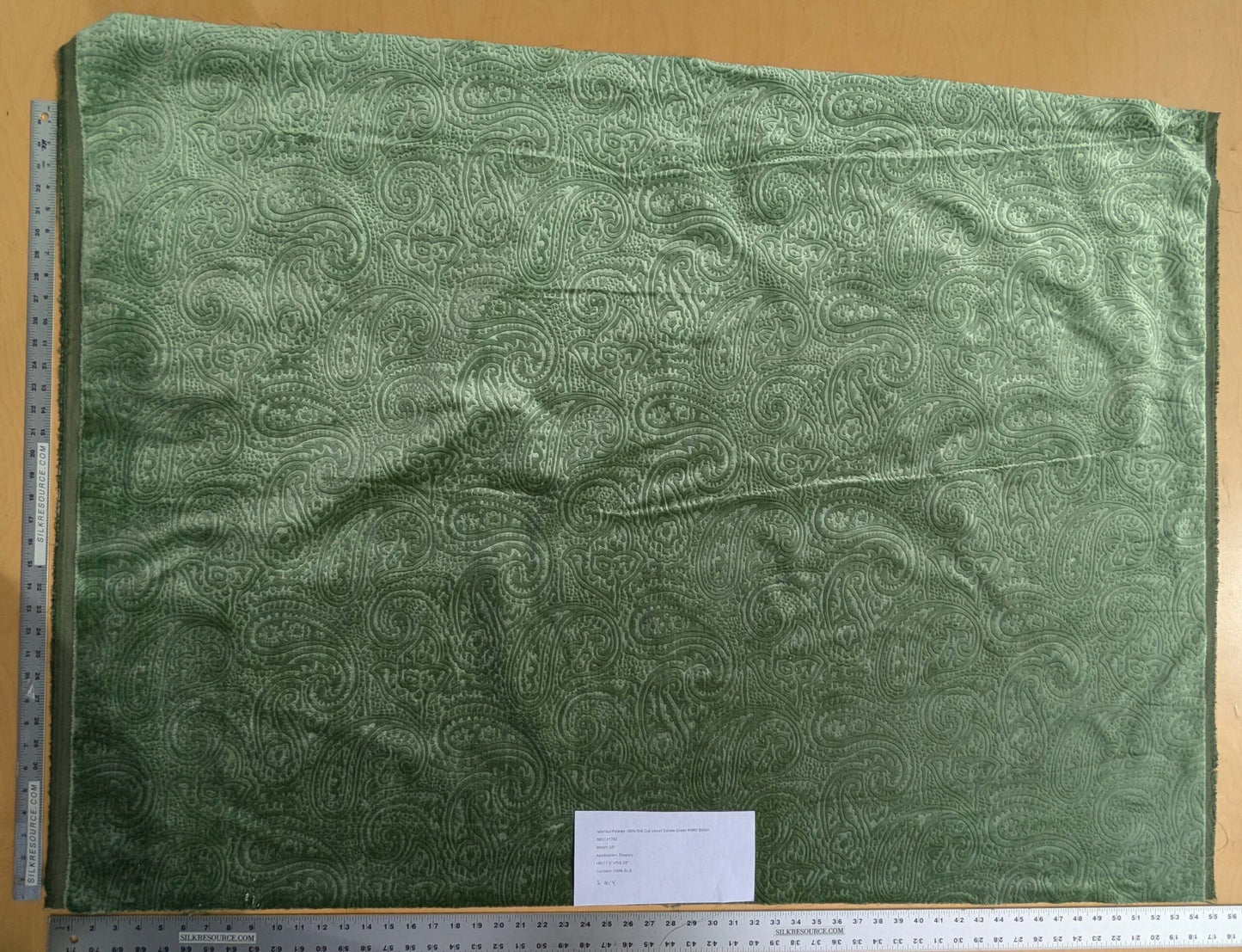 Istanbul Paisley 100% Silk Cut Velvet Gentle Spring Green MSRP USD 1000+/yard