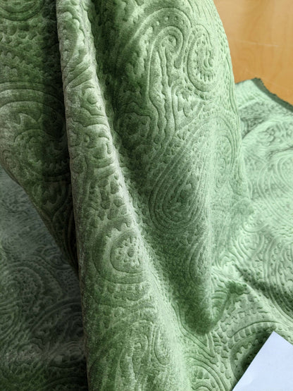 Istanbul Paisley 100% Silk Cut Velvet Gentle Spring Green MSRP USD 1000+/yard