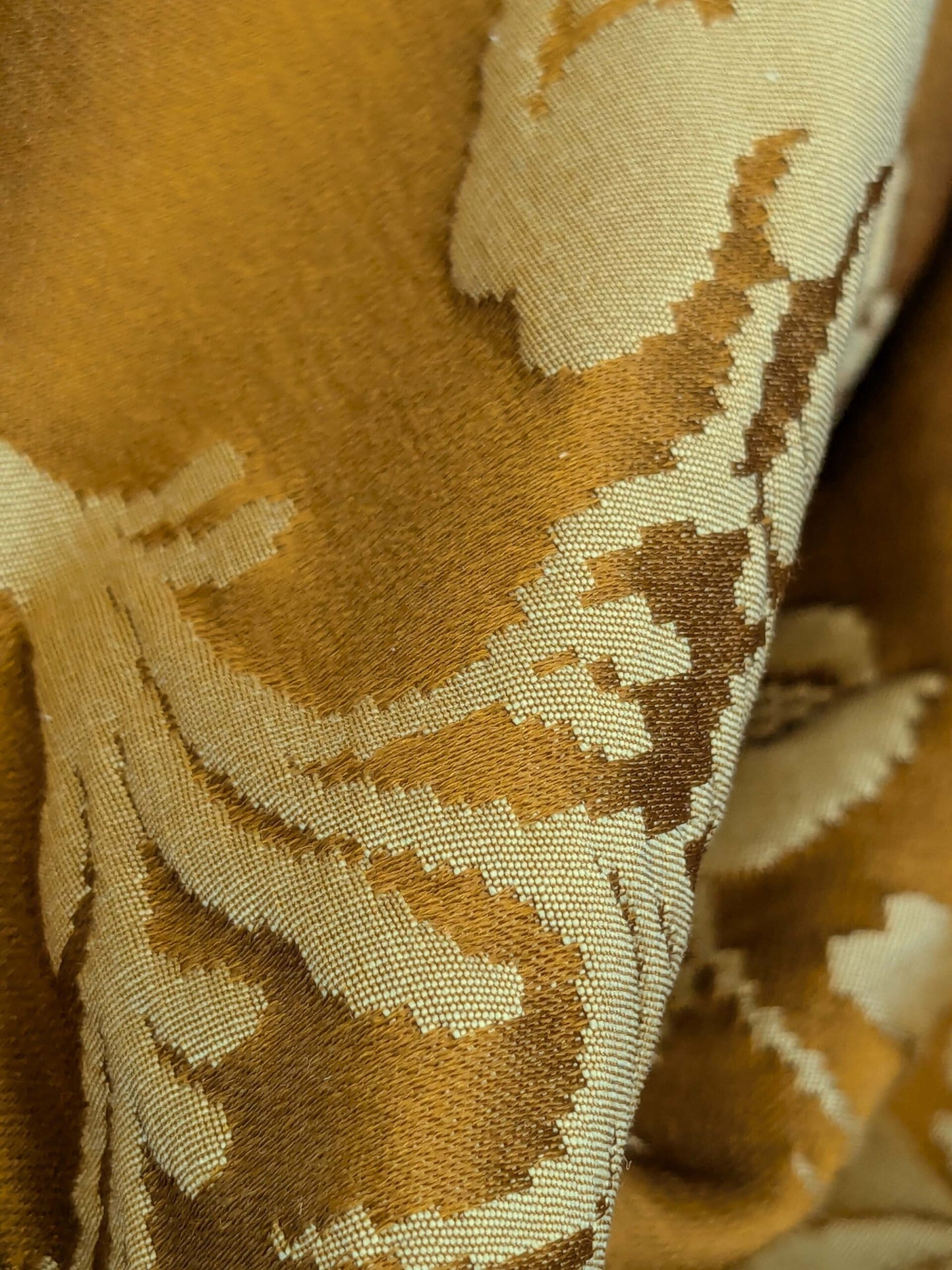 8 EV51 2.4y x 51"W Length Scalamandre Tassinari and Chatel Meillant Ecaille Brown Damask Historic MSRP USD 690/yard