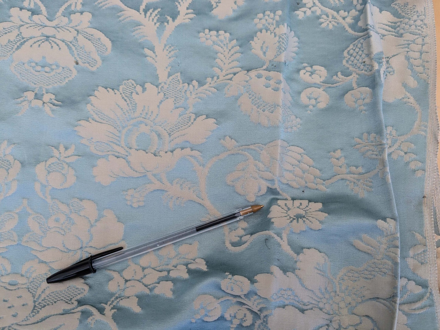 9 EV51 2.4y x 51"w Length Scalamandre Tassinari and Chatel Meillant Bleu Blue Damask Historic MSRP USD 690/yard