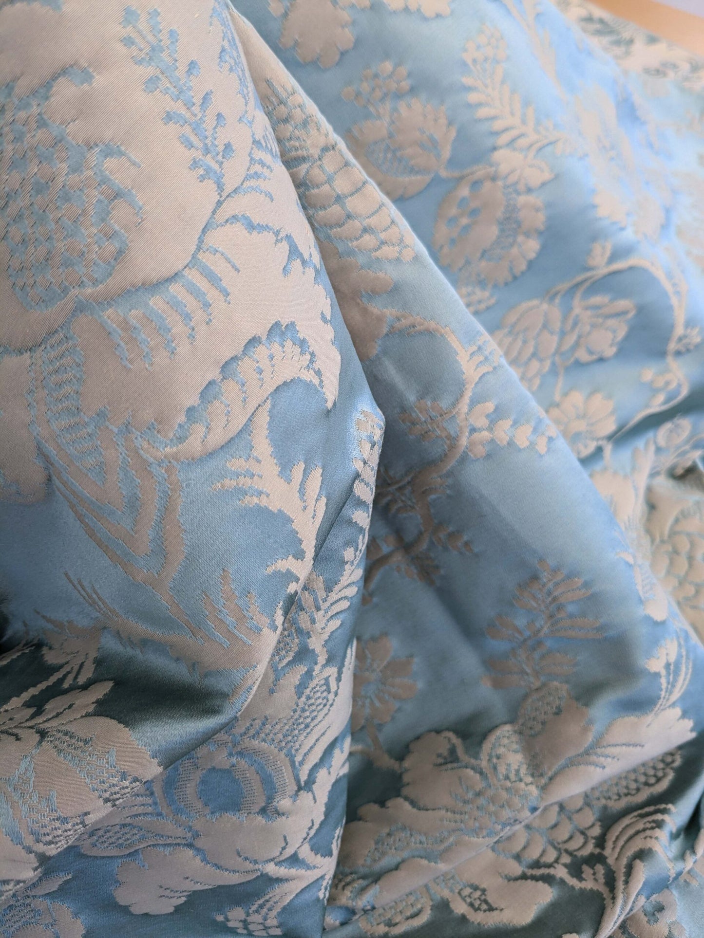 9 EV51 2.4y x 51"w Length Scalamandre Tassinari and Chatel Meillant Bleu Blue Damask Historic MSRP USD 690/yard