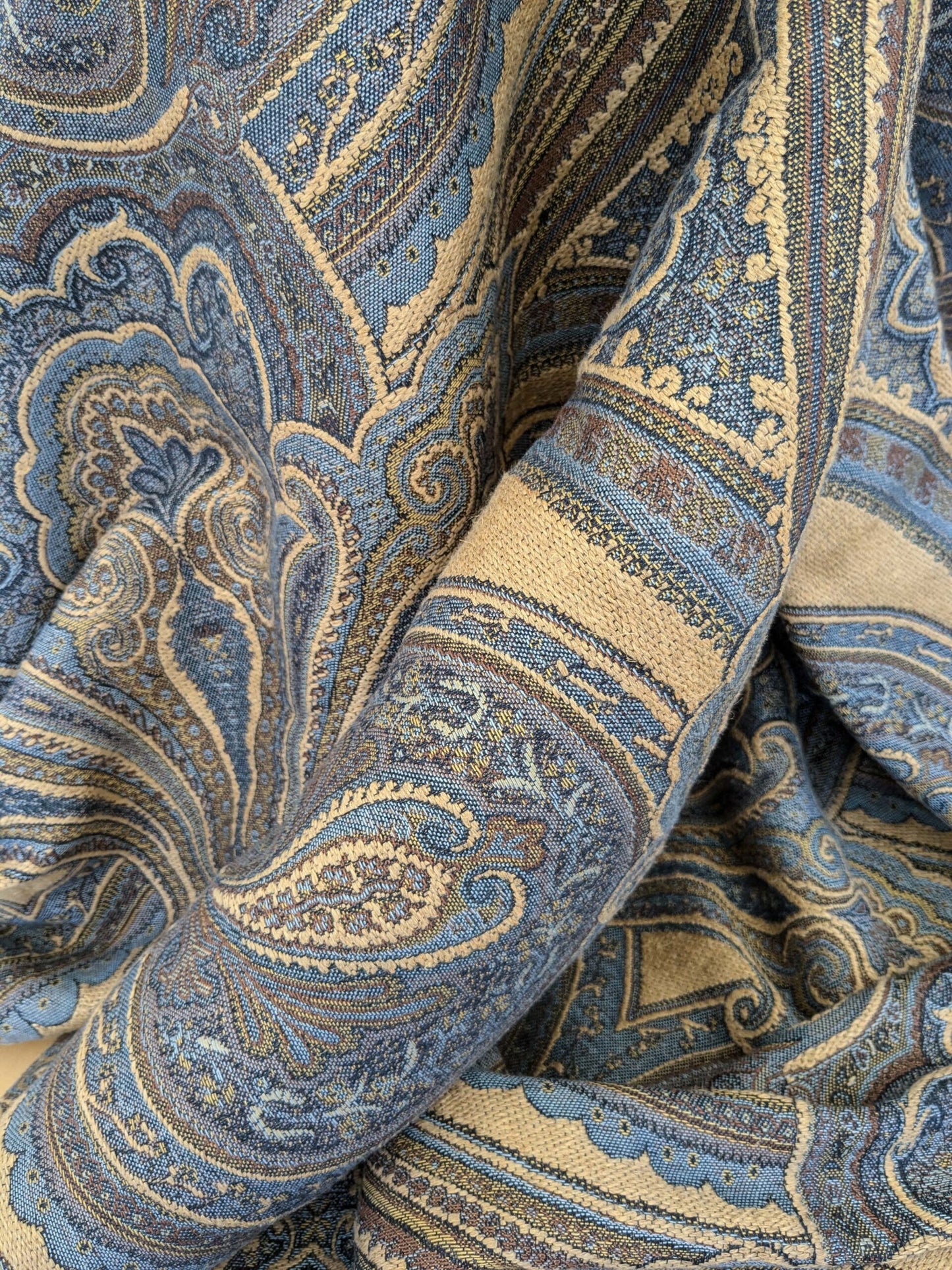 11 EV51 2.4y x 60"w Length Scalamandre Old World Weavers Balraj Blue Brown Paisley Novelty Linen MSRP USD 384/y
