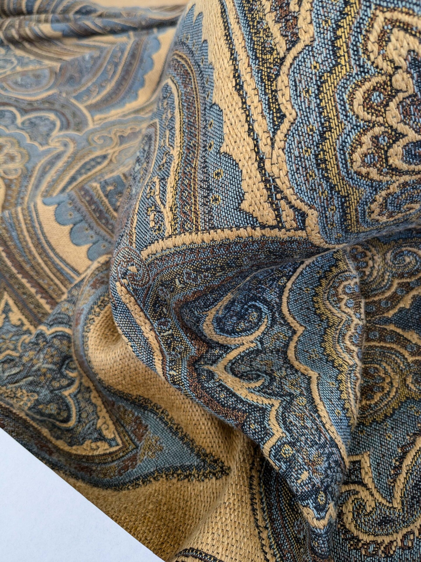 11 EV51 2.4y x 60"w Length Scalamandre Old World Weavers Balraj Blue Brown Paisley Novelty Linen MSRP USD 384/y