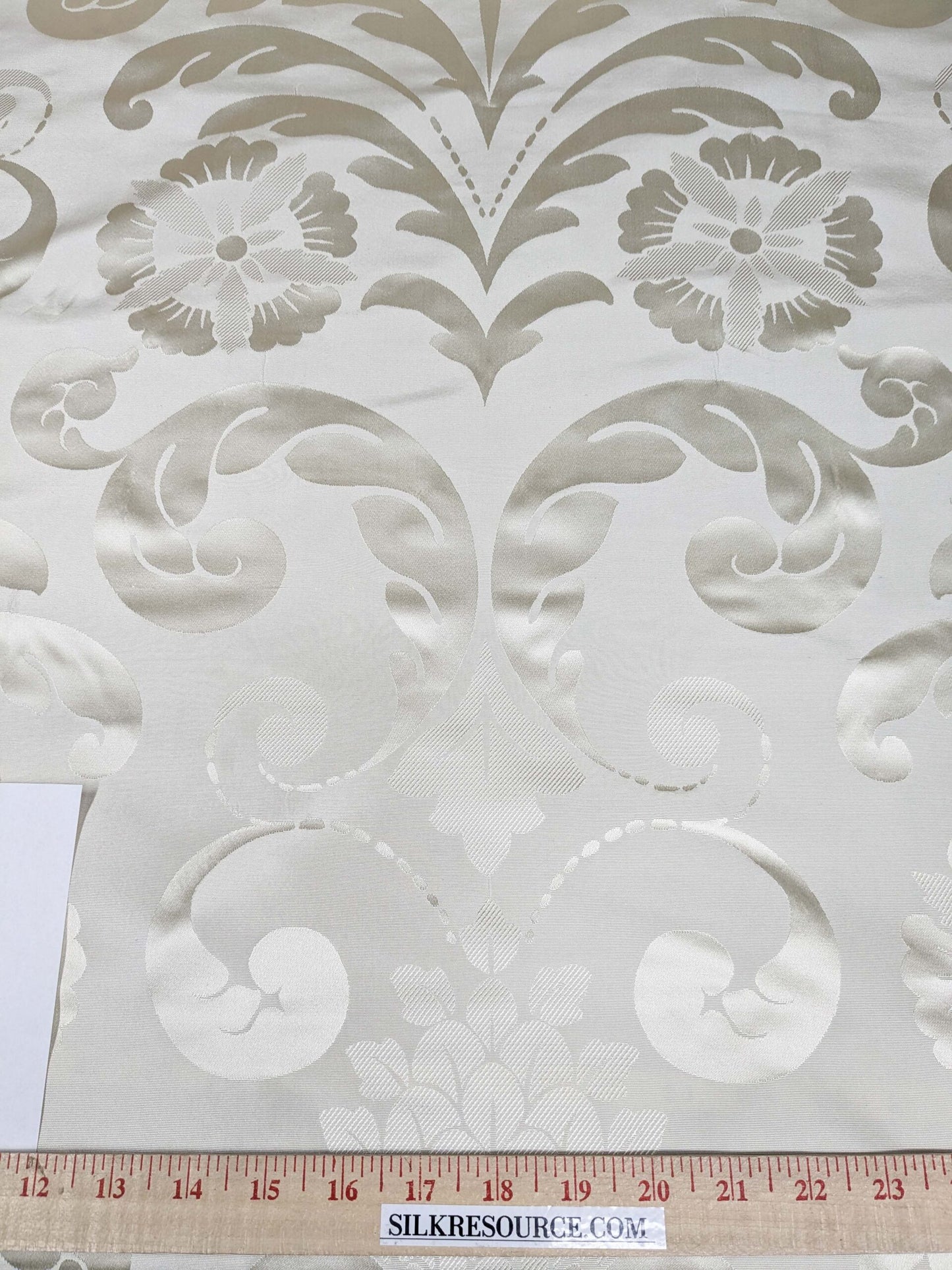 Beacon Hill 100% Silk Damask Lady's Slipper Orchid Antique White Neoclassical MSRP USD 242/Y