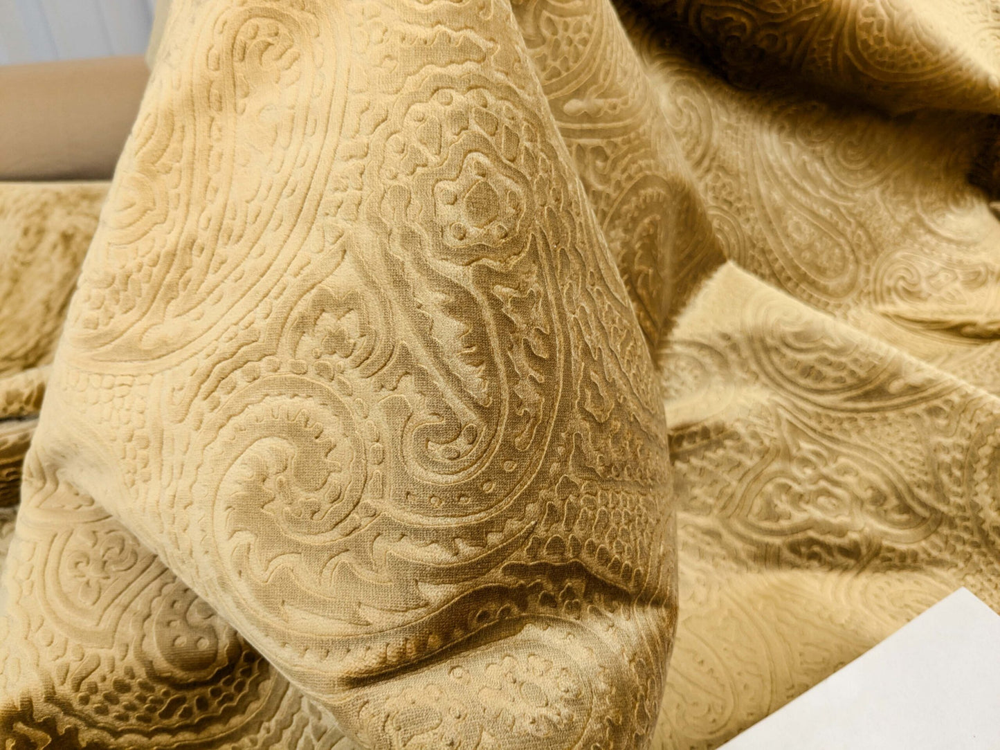 Istanbul Paisley 100% Silk Cut Velvet Antique Gold  MSRP USD 1000+/yard