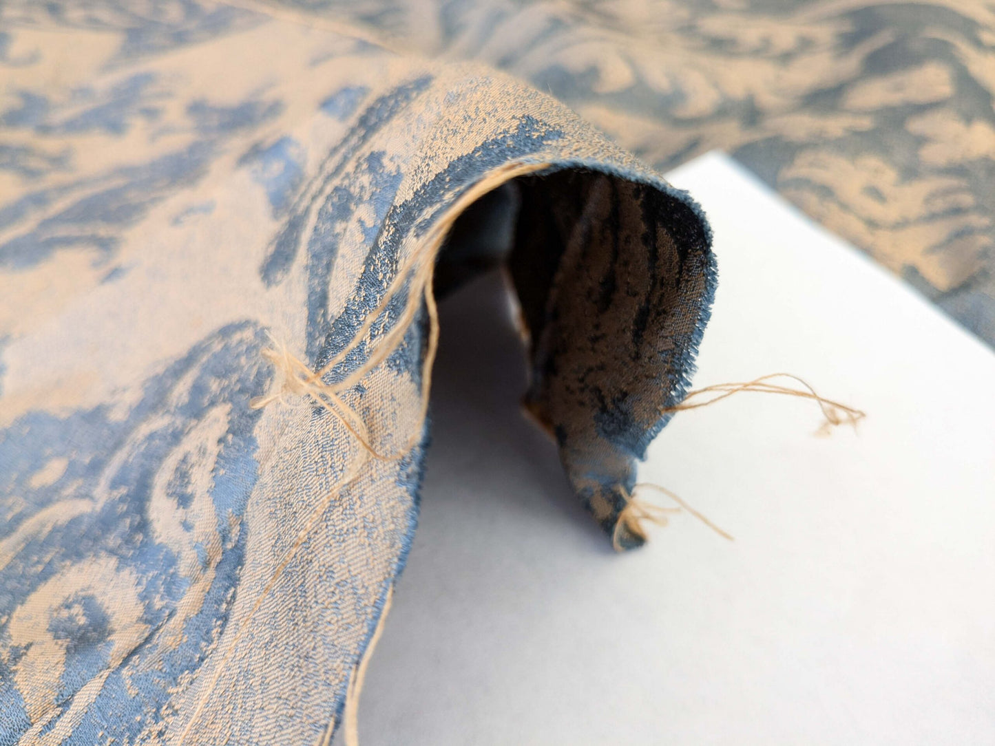 Chinoisery Flower in Vase Bronze Age 100% Silk Damask Blue Gold Radiance! Highest Quality MSRP USD 400+/Yard