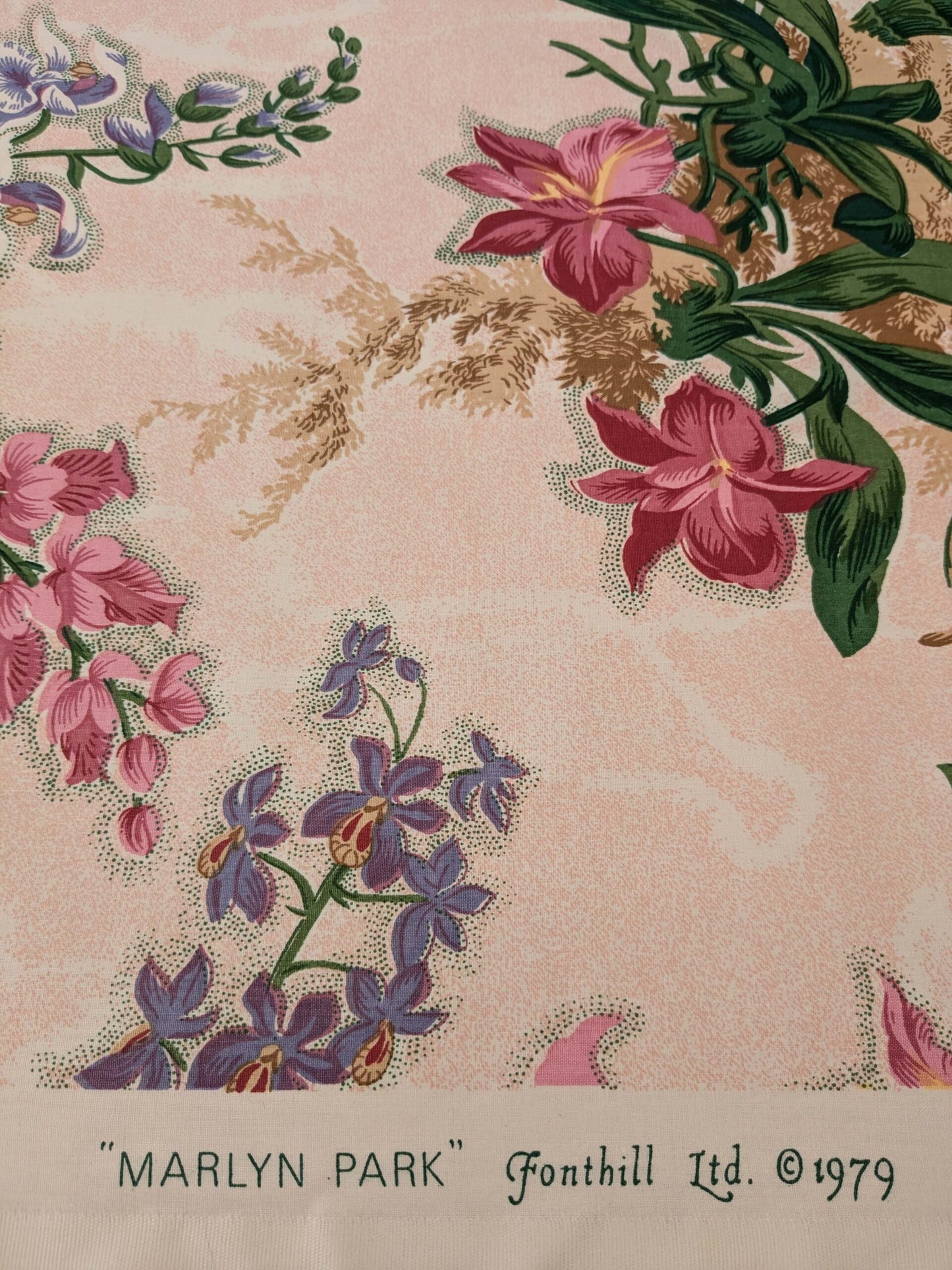 By yard Scalamandre Marlyn Park Peach Cotton Floral MSRP USD 188/Y