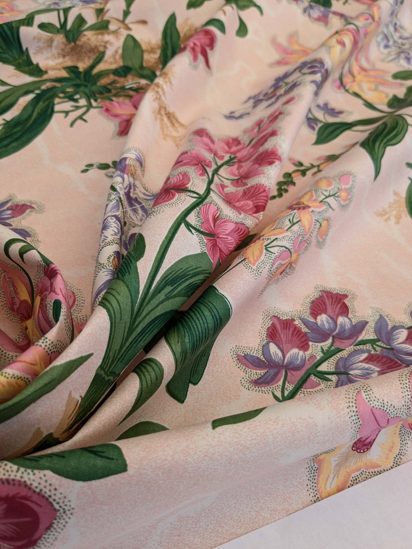 By yard Scalamandre Marlyn Park Peach Cotton Floral MSRP USD 188/Y