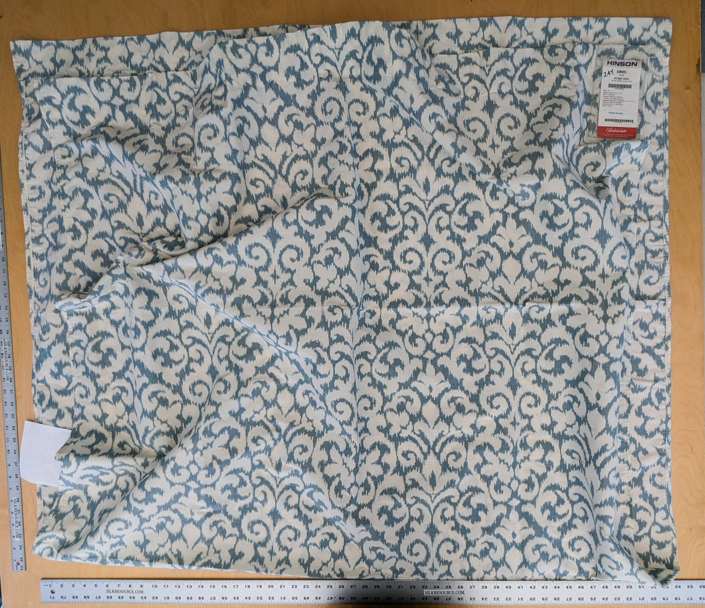 6 EV52 2.4y x 54"wide Scalamandre Hinson Swirl Blue White Silk Linen Damask Ikat Scroll MSRP USD 372/Y